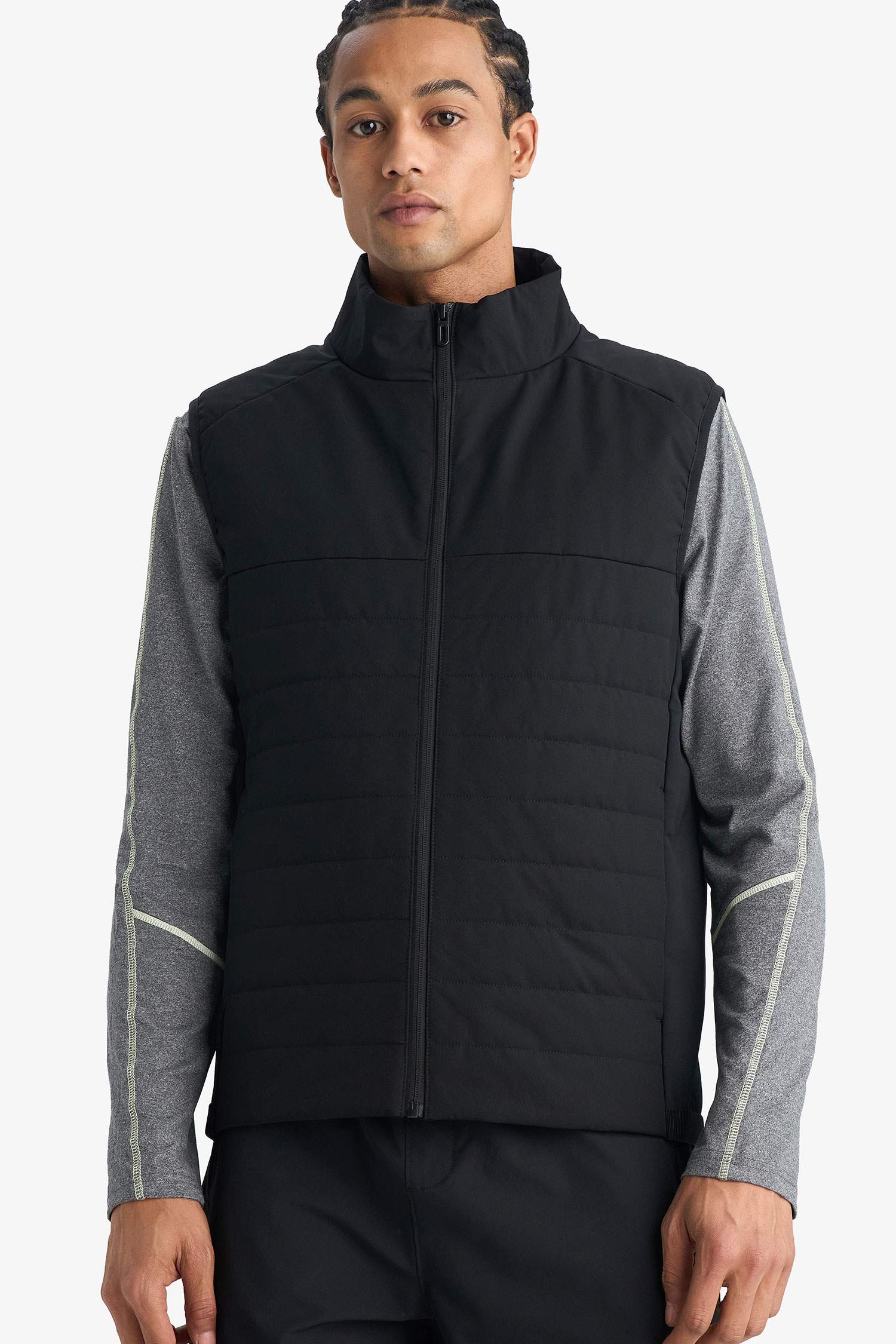 Regular Fit Half Turtleneck Vest