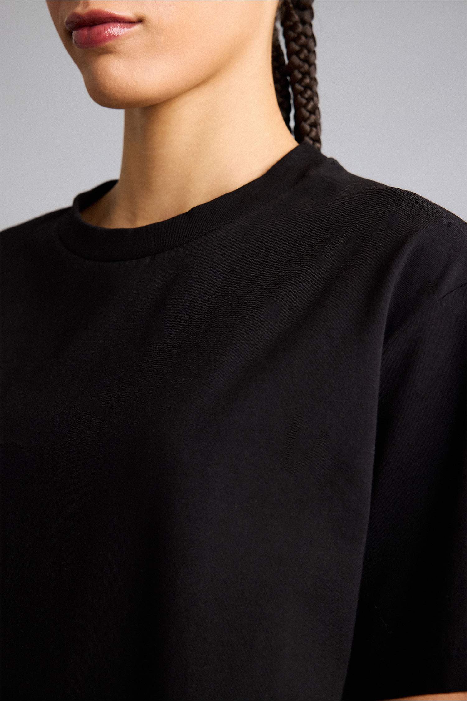 Comfort Fıt Bisiklet Yaka Sporcu Kısa Kollu Tişört