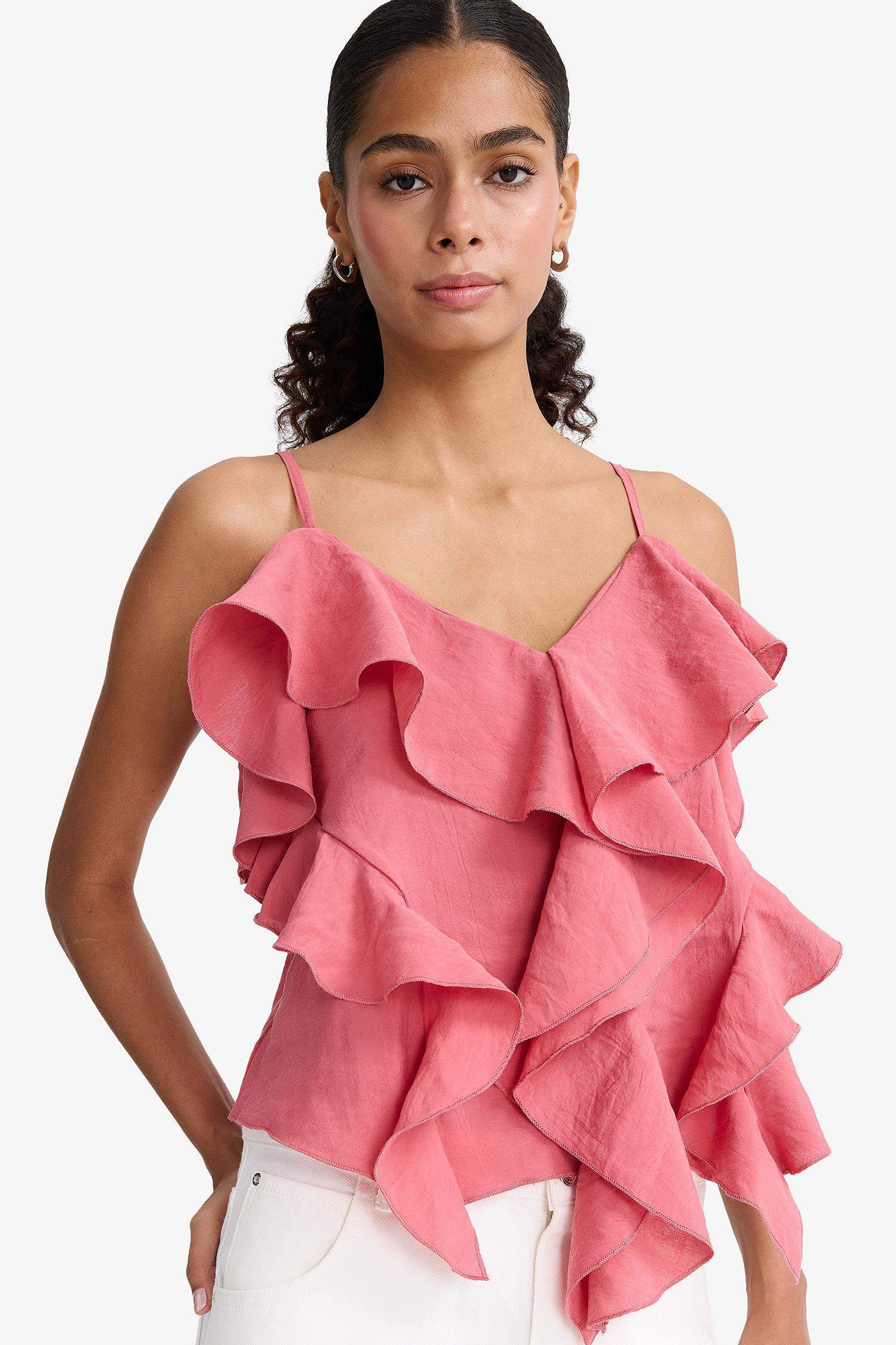 Regular Fit V Yaka Modal Volanlı İnce Askılı Bluz