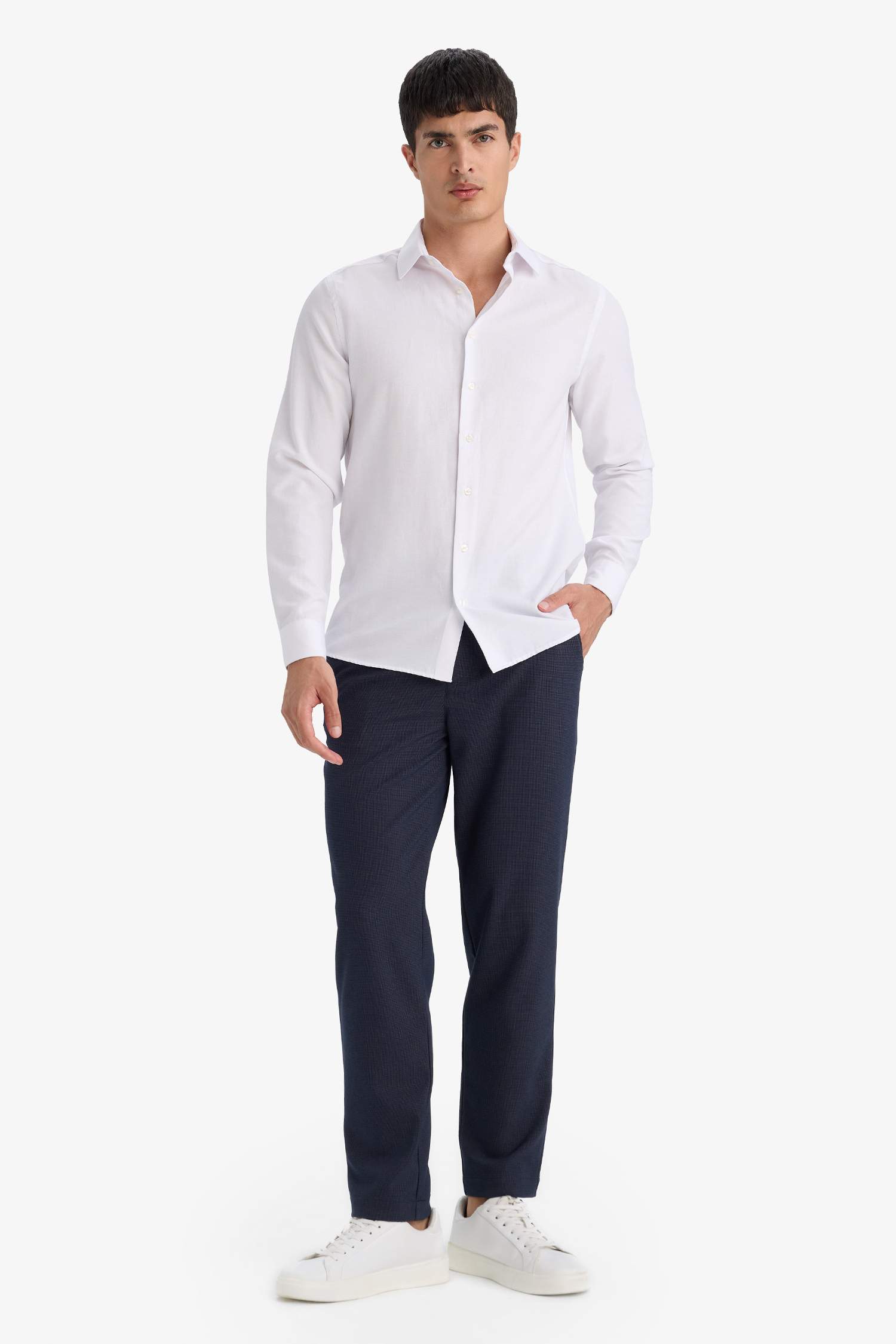 Tailored Fit Trousers