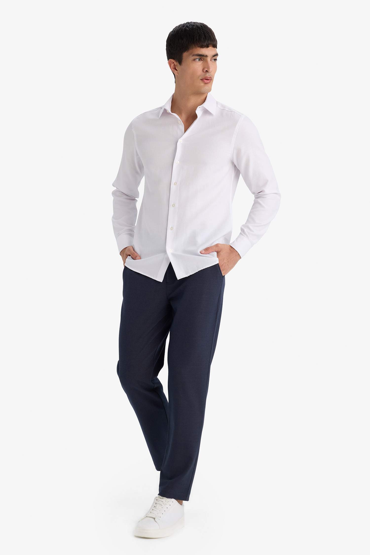 Tailored Fit Trousers
