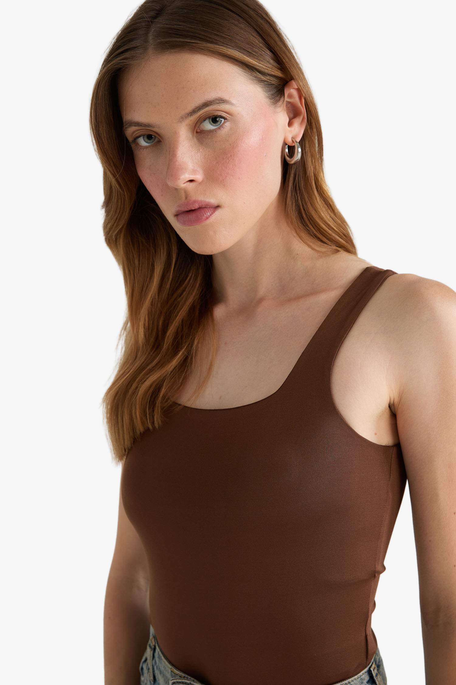 Kare Yaka Basic Düz Çıtçıtlı Body