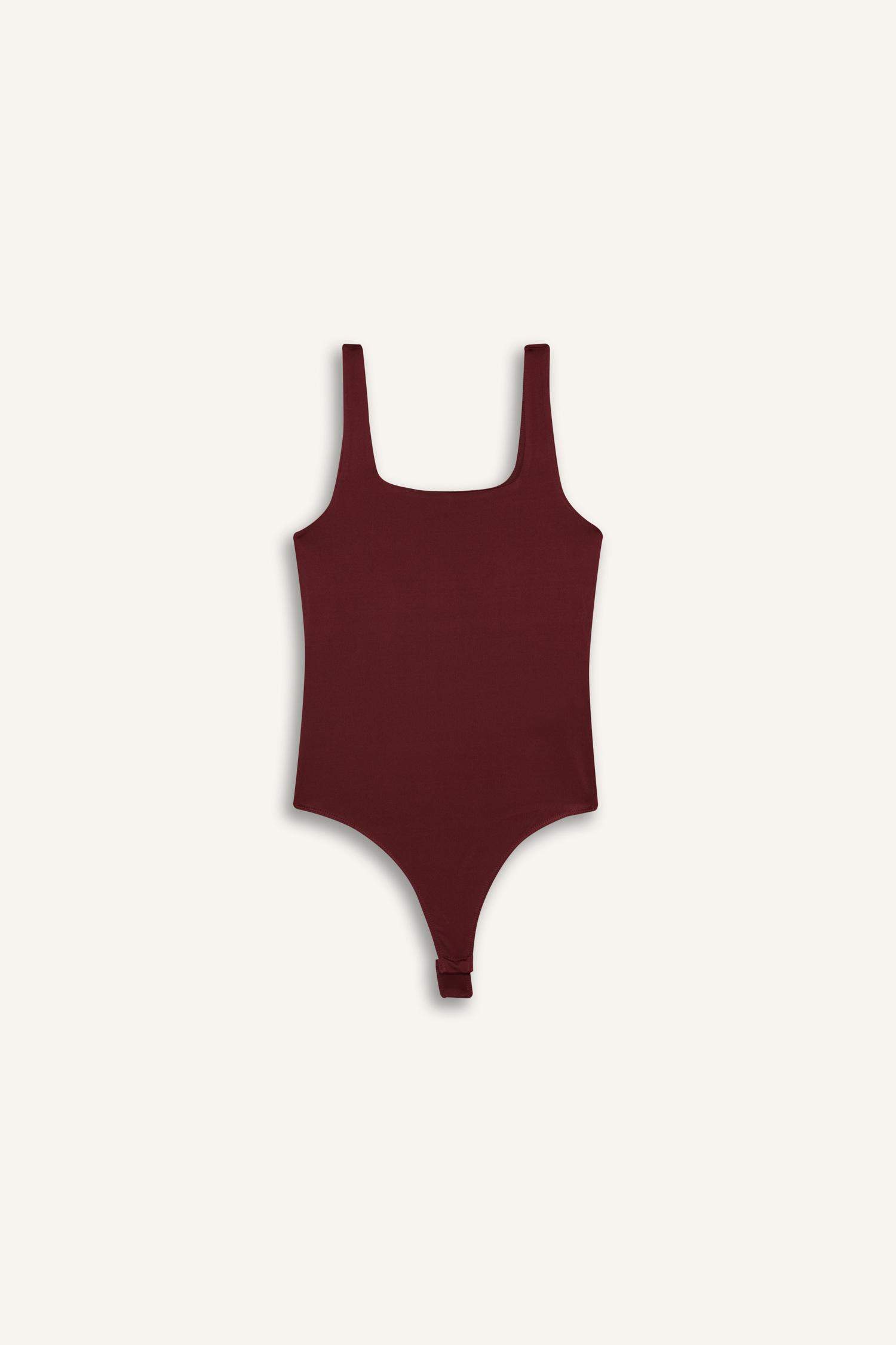 Body à bretelles et col carré avec boutons-pression