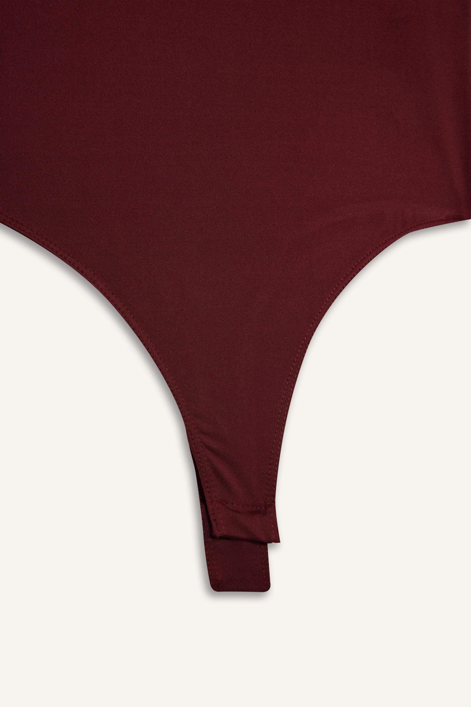 Body à bretelles et col carré avec boutons-pression