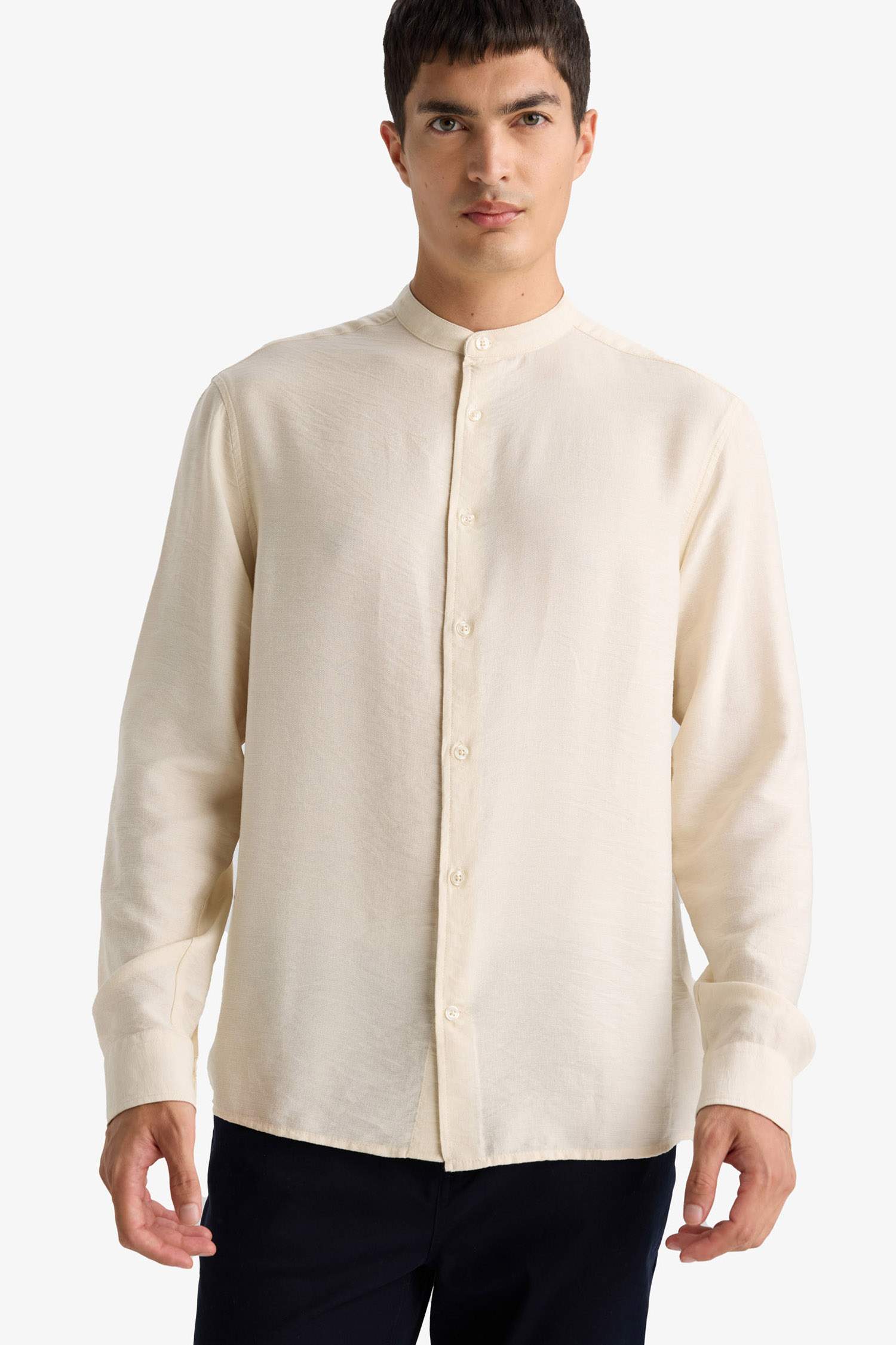 قميص قصة عادية كم طويل برقبة عالية