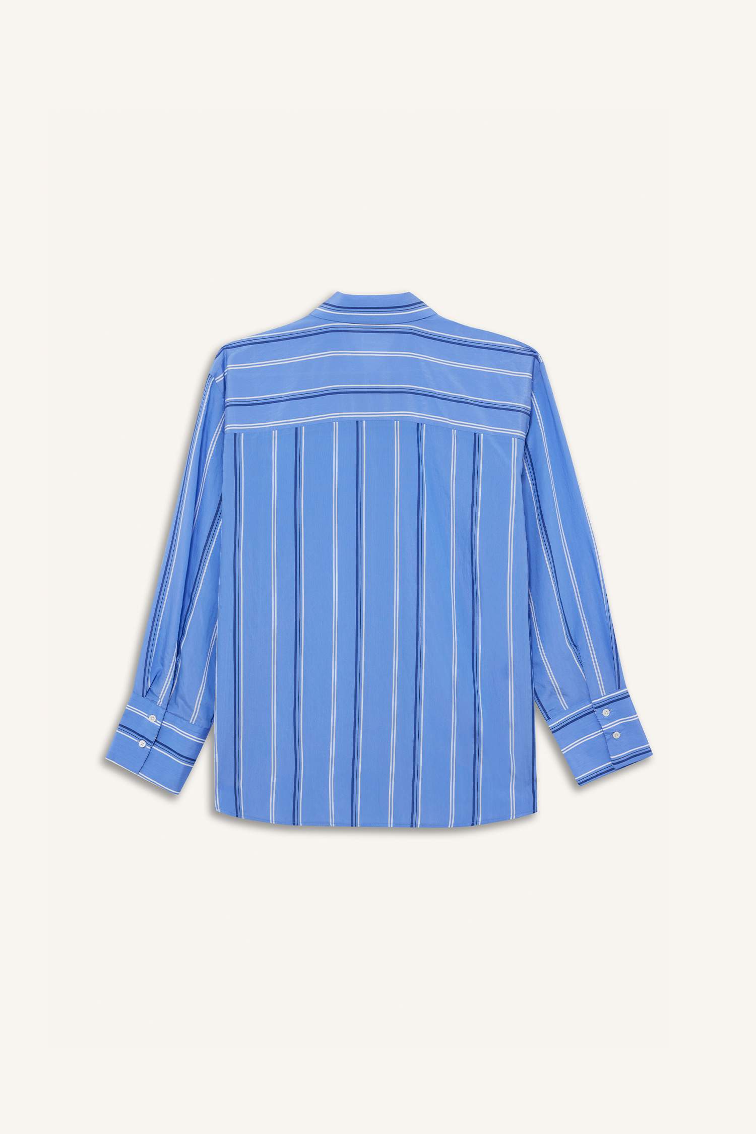 قميص مخطط كم طويل قصة عادية