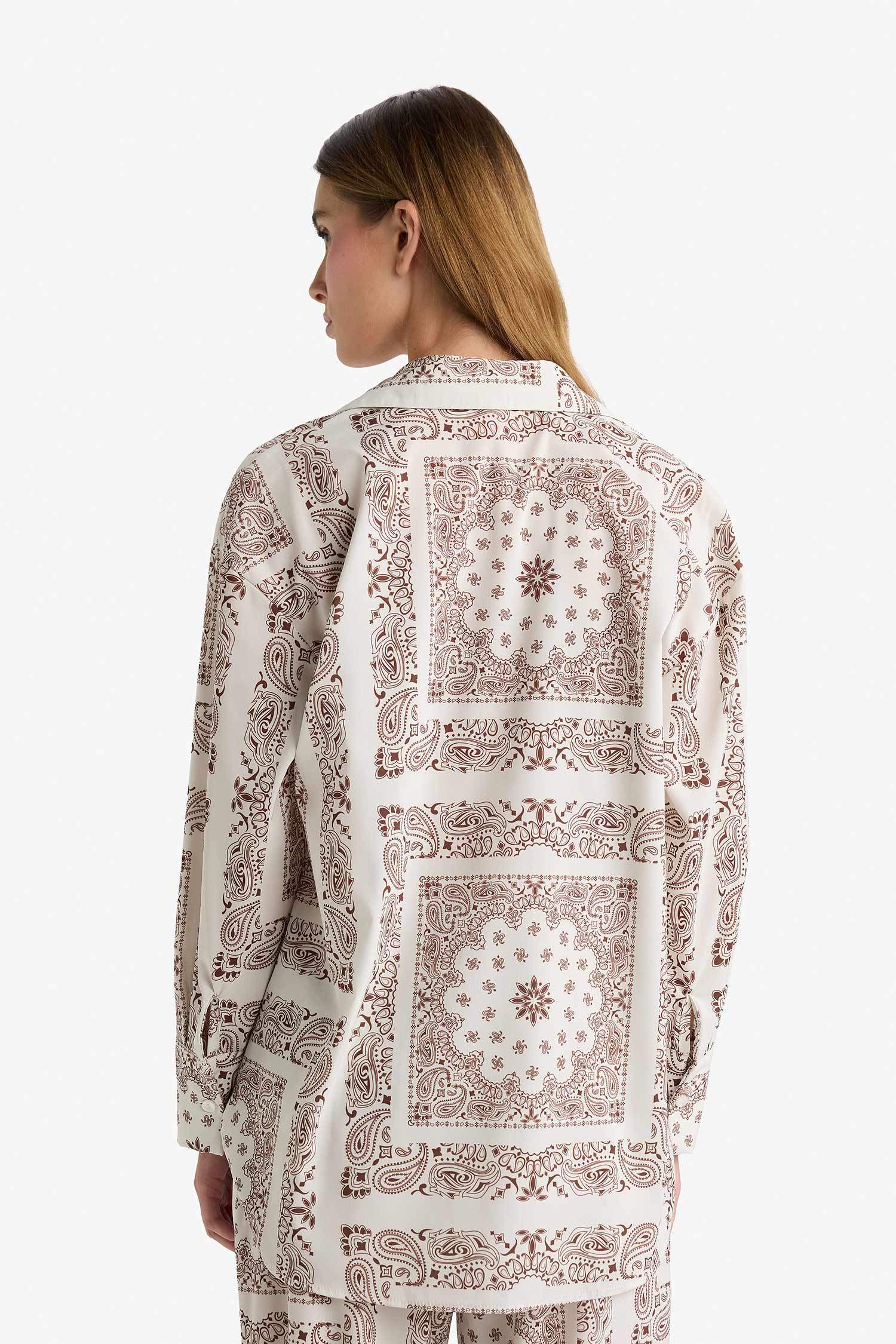 لبس بحر مطبوع قصة عادية من Fall in Love