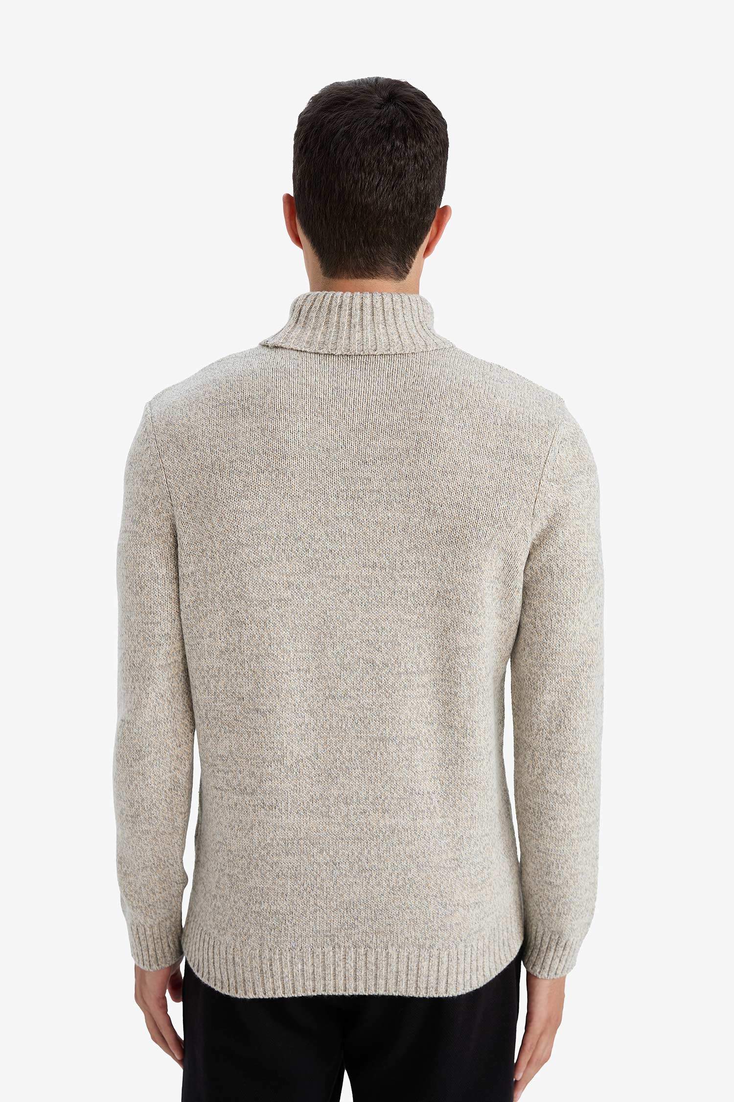 بلوفر تريكو قصة عادية هاي كول