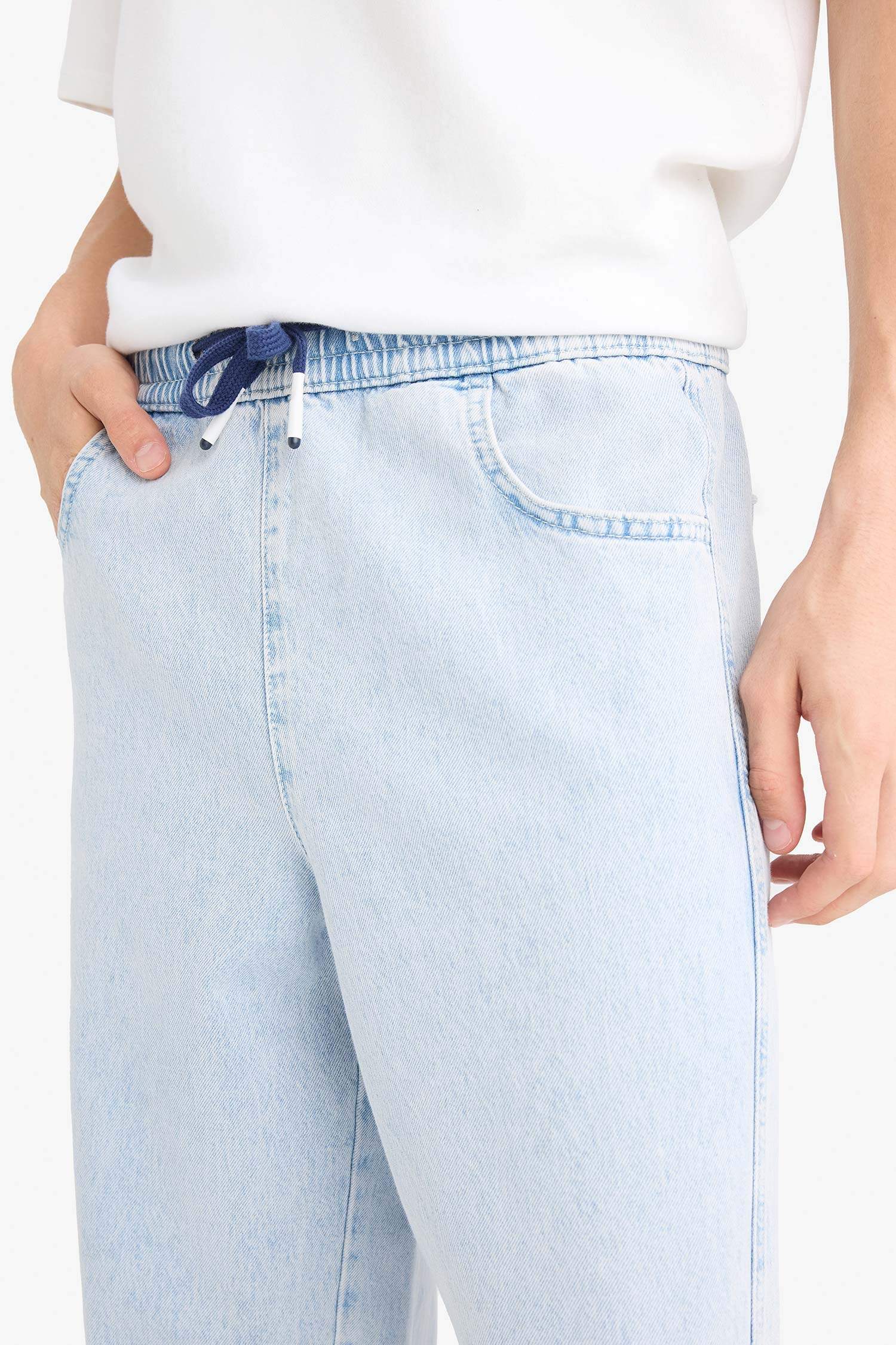 %100 Pamuk Barrel Fit Beli Bağcıklı Lastikli Geniş Paça Jean Yıkamalı Pantolon