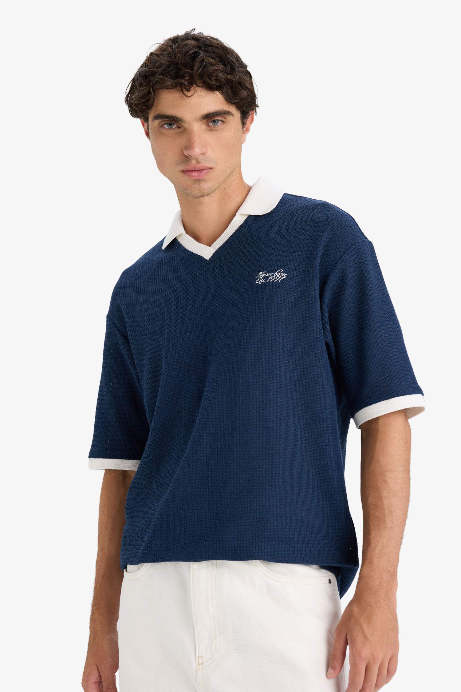 Boxy Fit Contrast Color Textured Polo T-Shirt