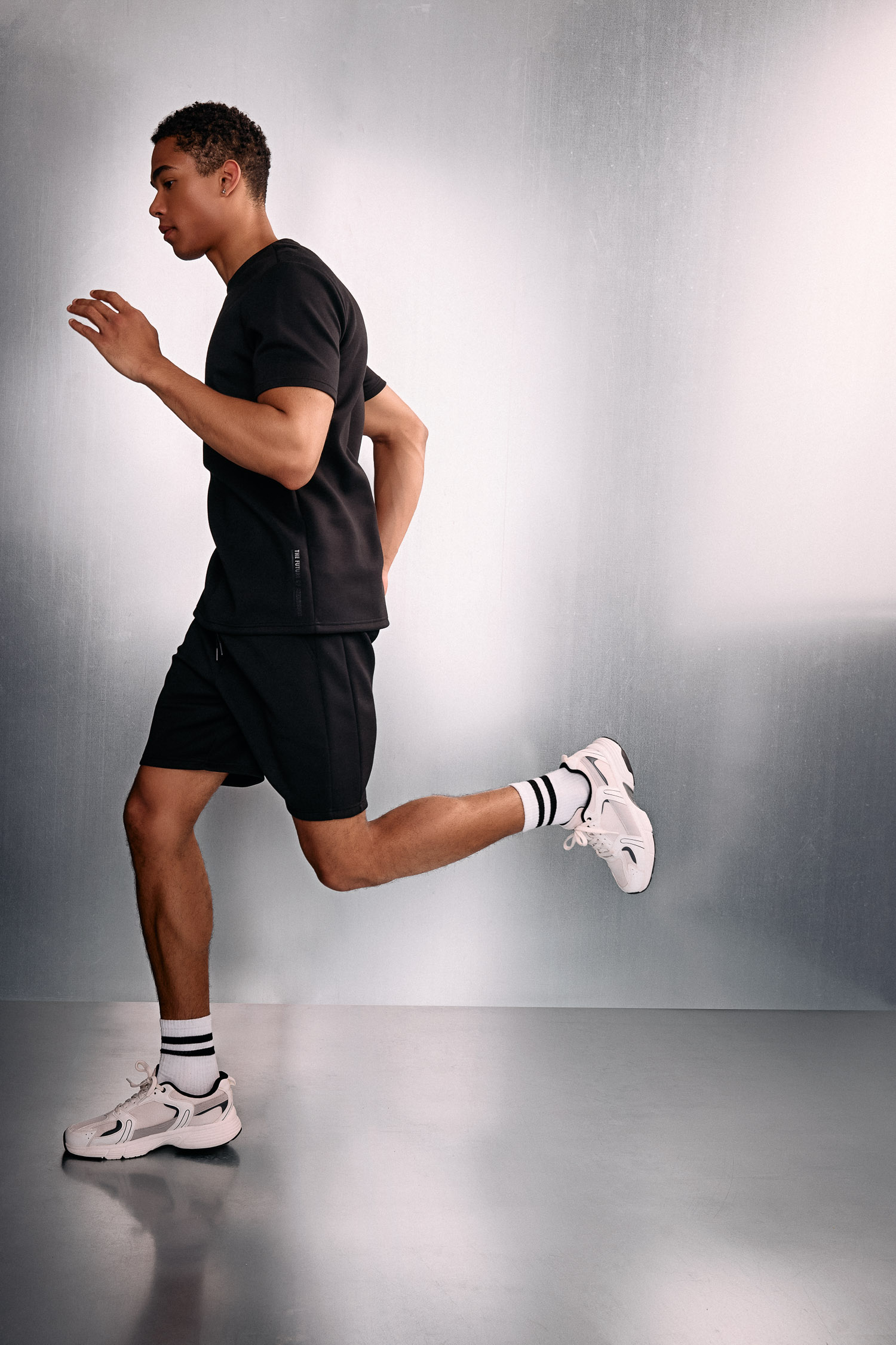 DeFacto Ultra Yumuşak Standart Fit Modal Sporcu Kısa Paça Şort görsel 3