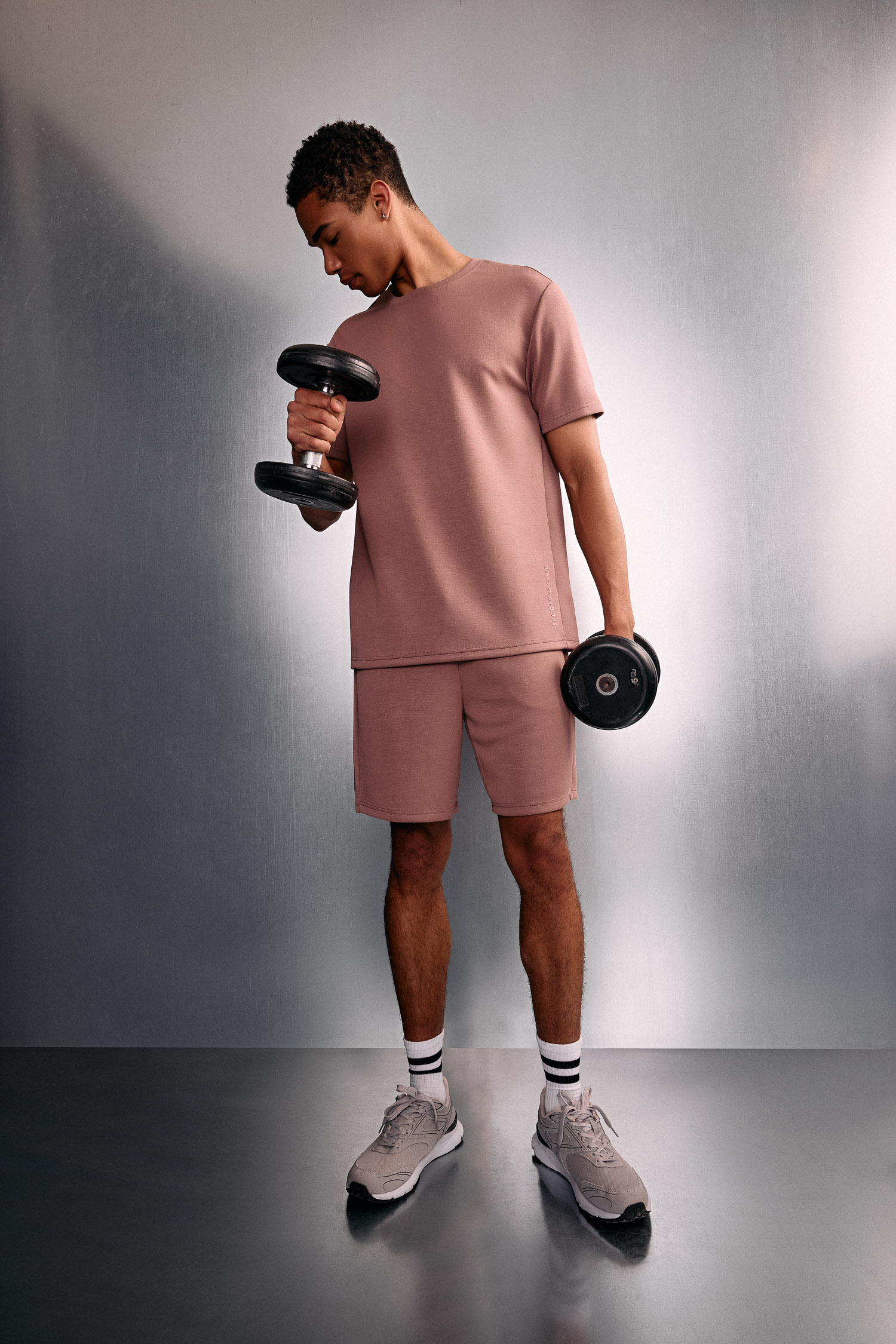 DeFacto Ultra Yumuşak Standart Fit Modal Sporcu Kısa Paça Şort görsel 2