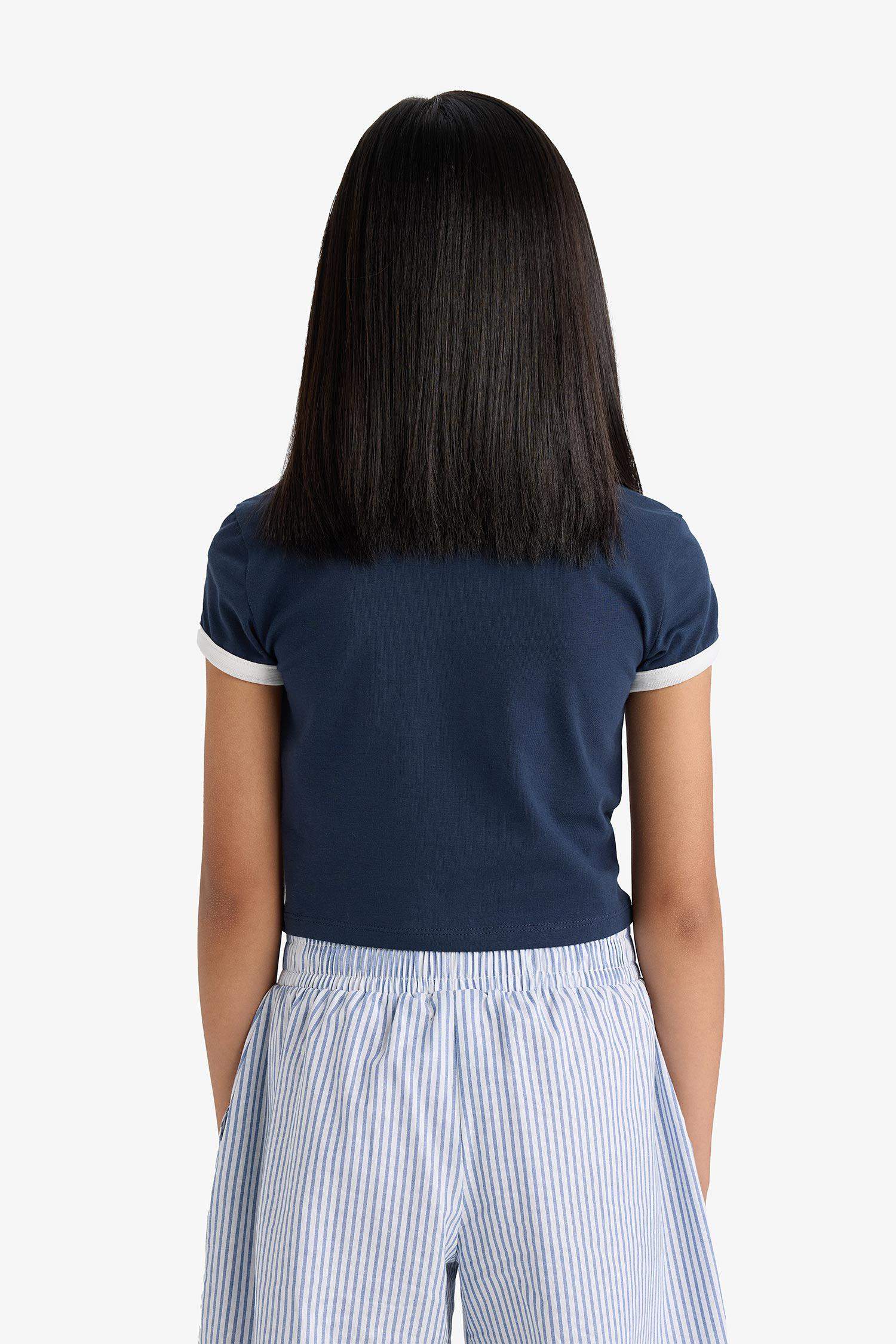 Kız Çocuk Slim Fit Dar Kesim Polo Yaka Baskılı Kısa Kollu Tişört