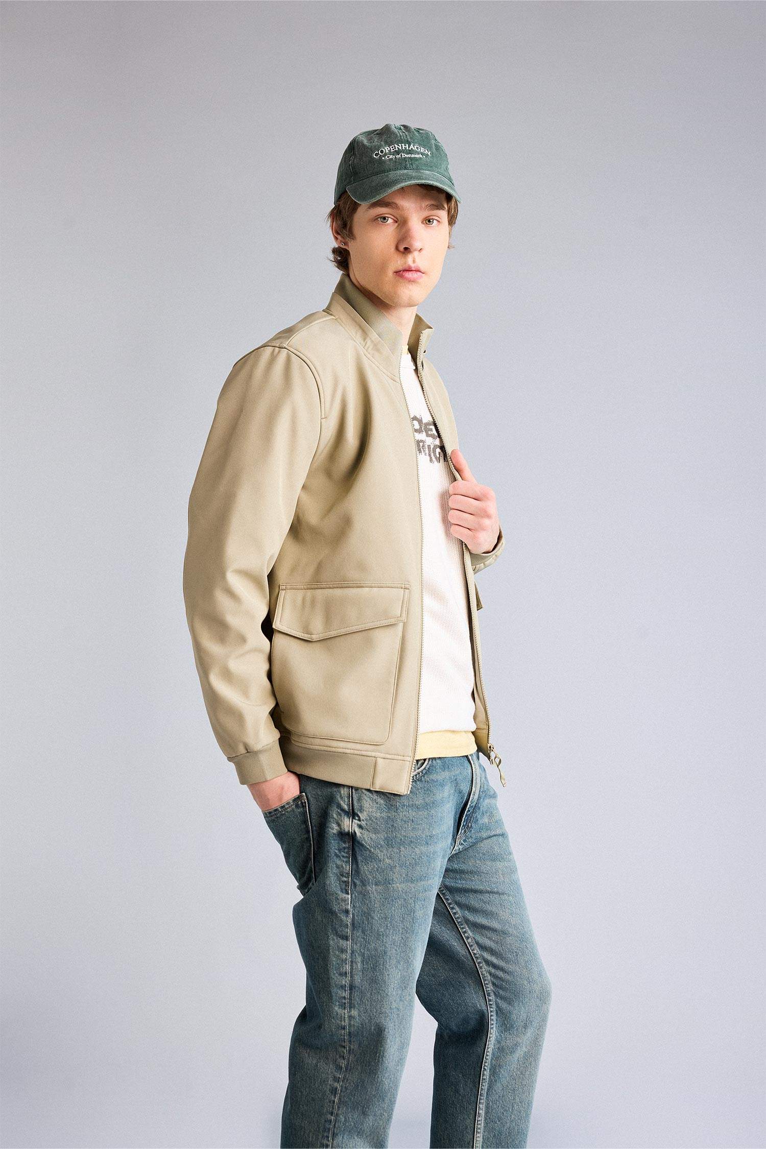 Khaki Man Waterproof Zip-Up Jacket 3373993 | DeFacto