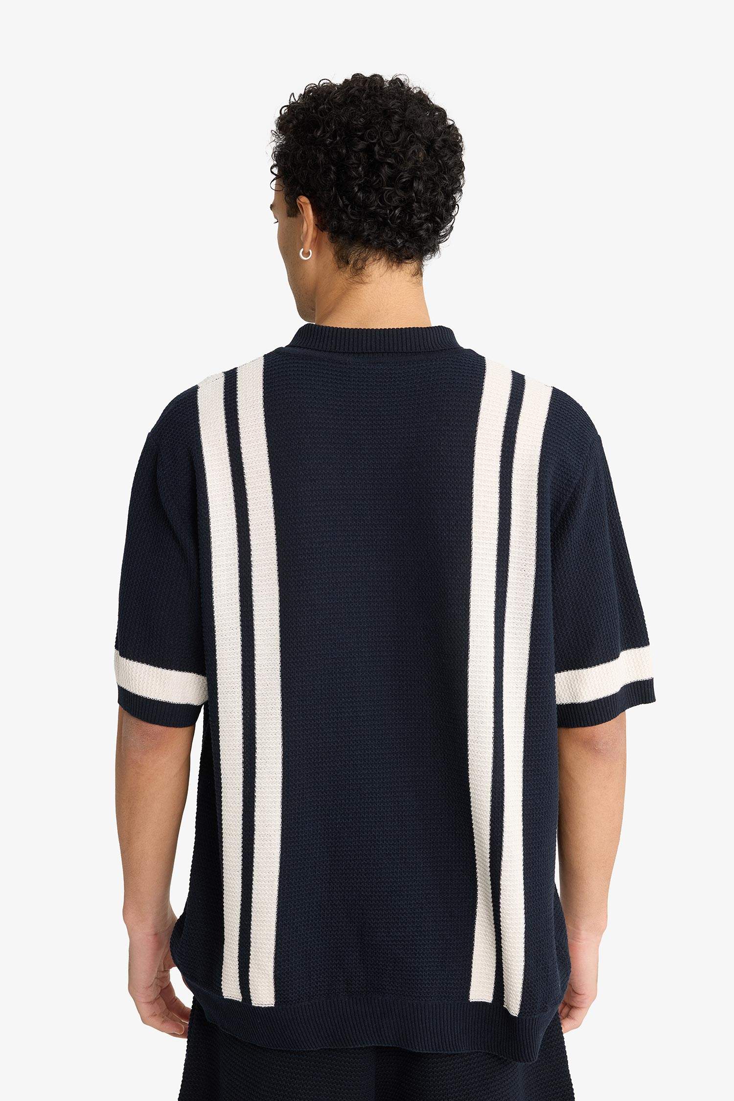 تيشيرت بولو نص ردن قصة مريهة