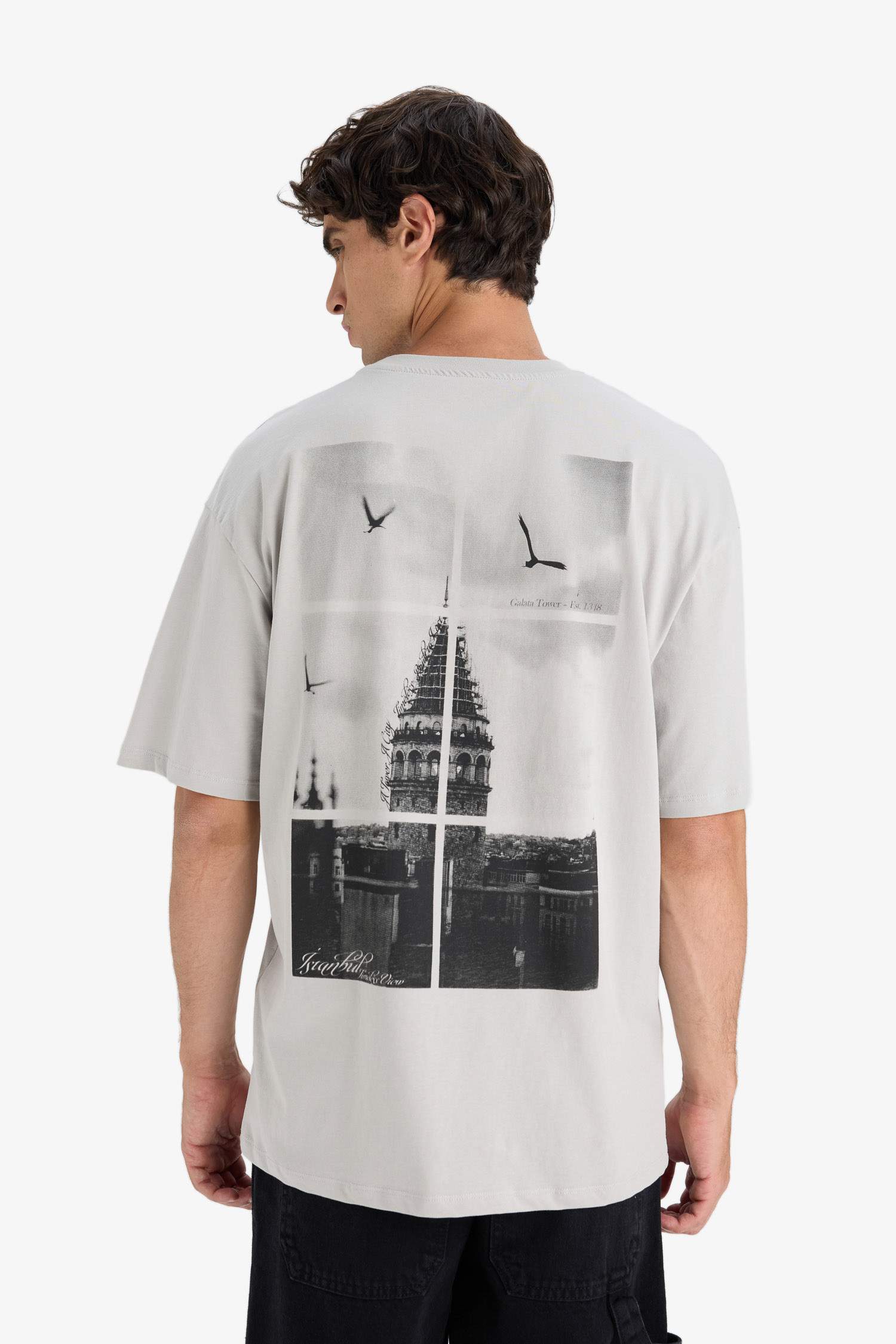 Boxy Fit Crew Neck Printed Short Sleeve T-Shirt