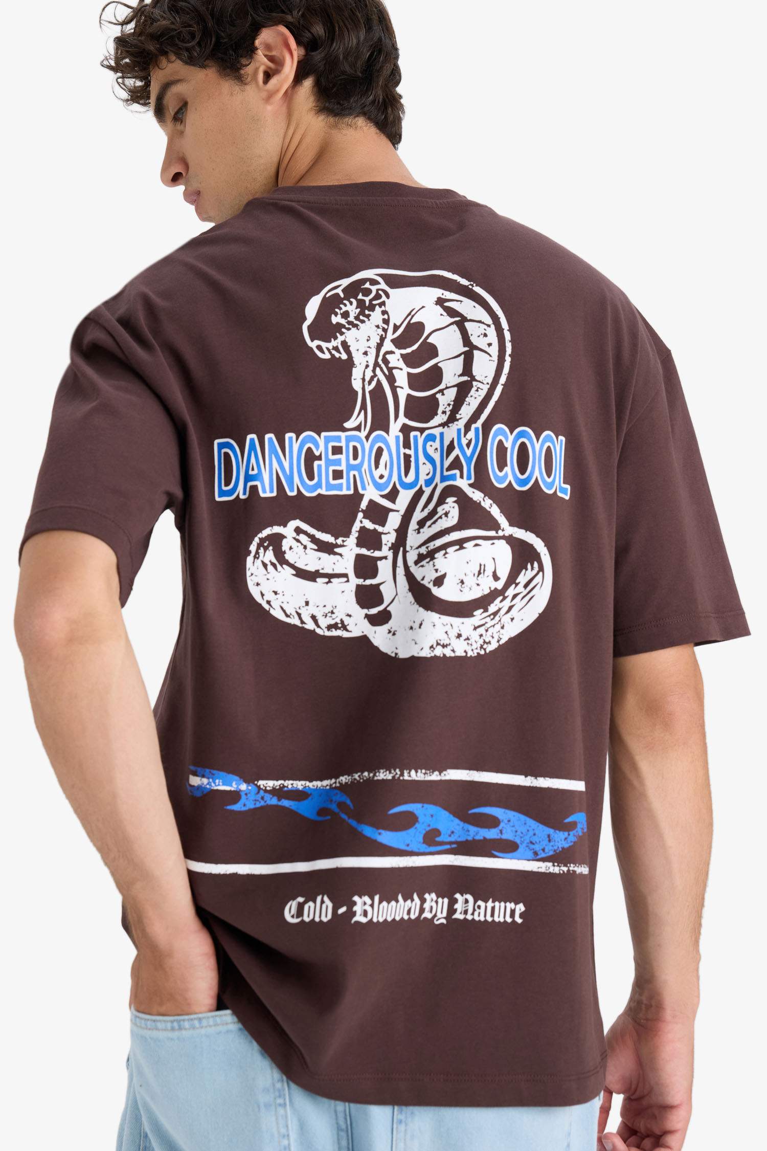 تيشيرت نص ردن مطبوع أوفر سايز بياخة مستديرة