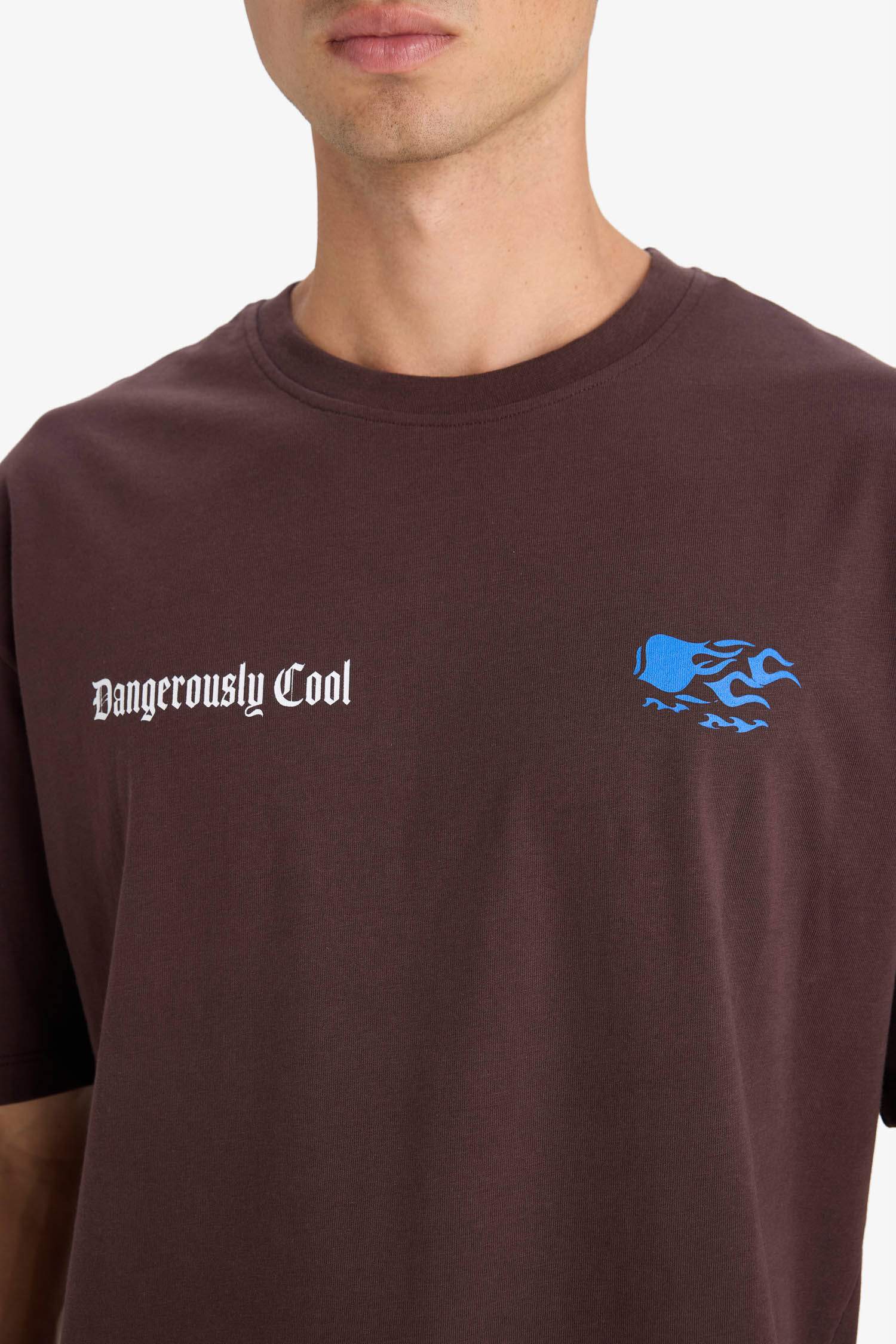 تيشيرت نص ردن مطبوع أوفر سايز بياخة مستديرة