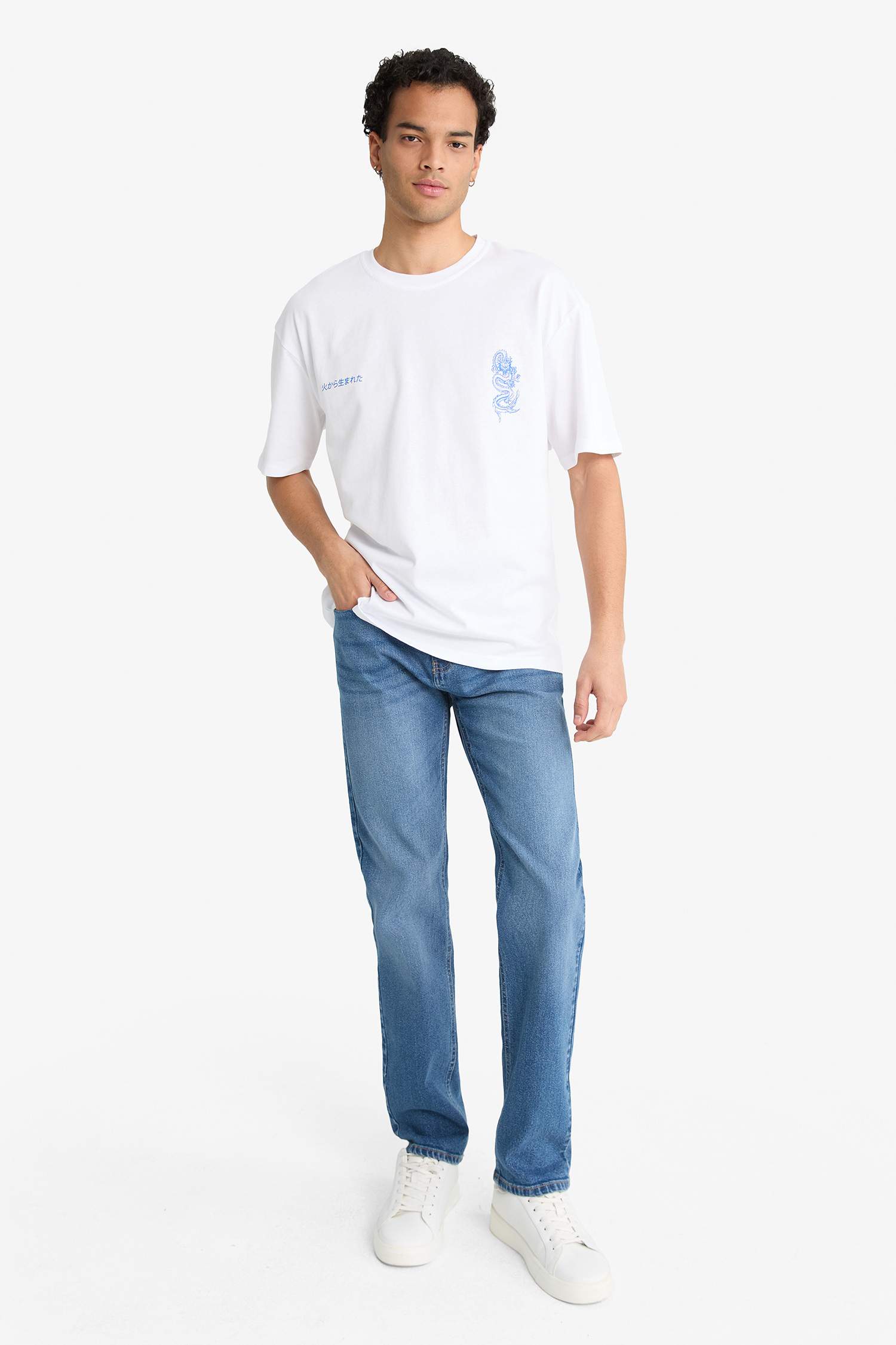 Boxy Fit Bisiklet Yaka Sırt Baskılı Kısa Kollu Tişört