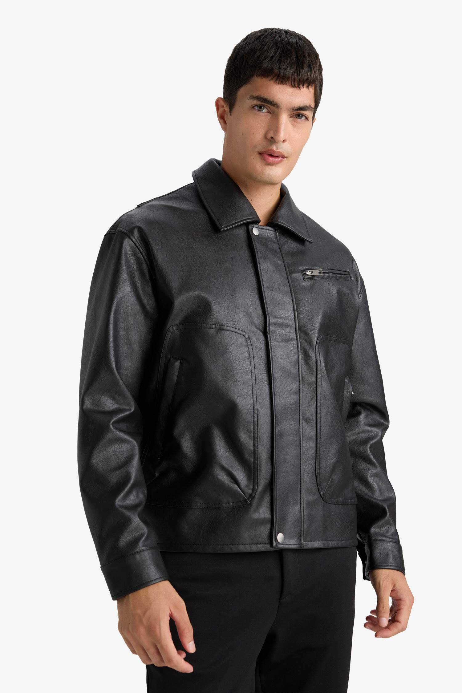 Su İtici Oversize Geniş Kalıp Gömlek Yaka Çıtçıtlı  İç Cepli Suni Deri Mont