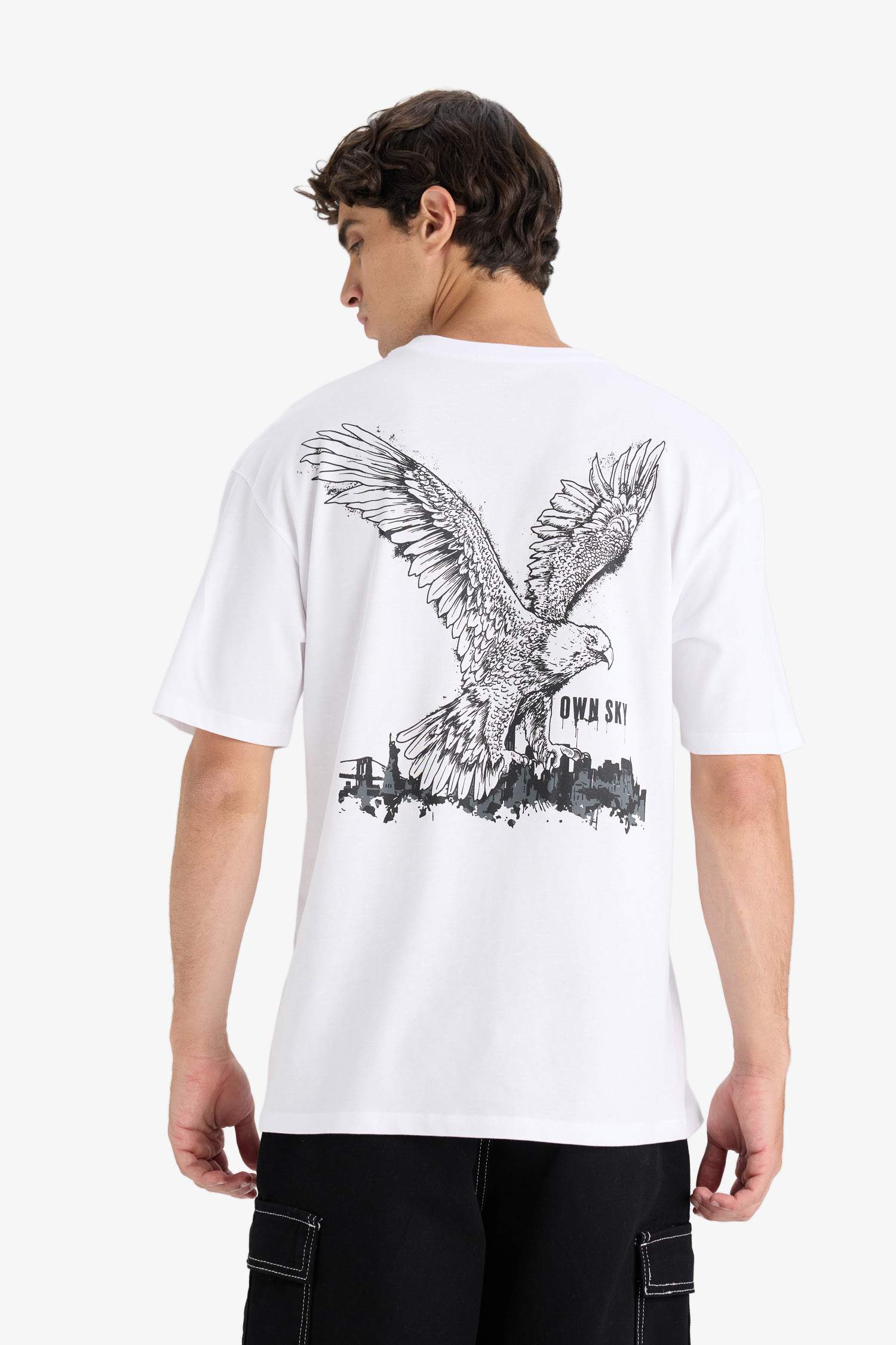 %100 Pamuk Boxy Fit Bisiklet Yaka Sırt Baskılı Kısa Kollu Tişört