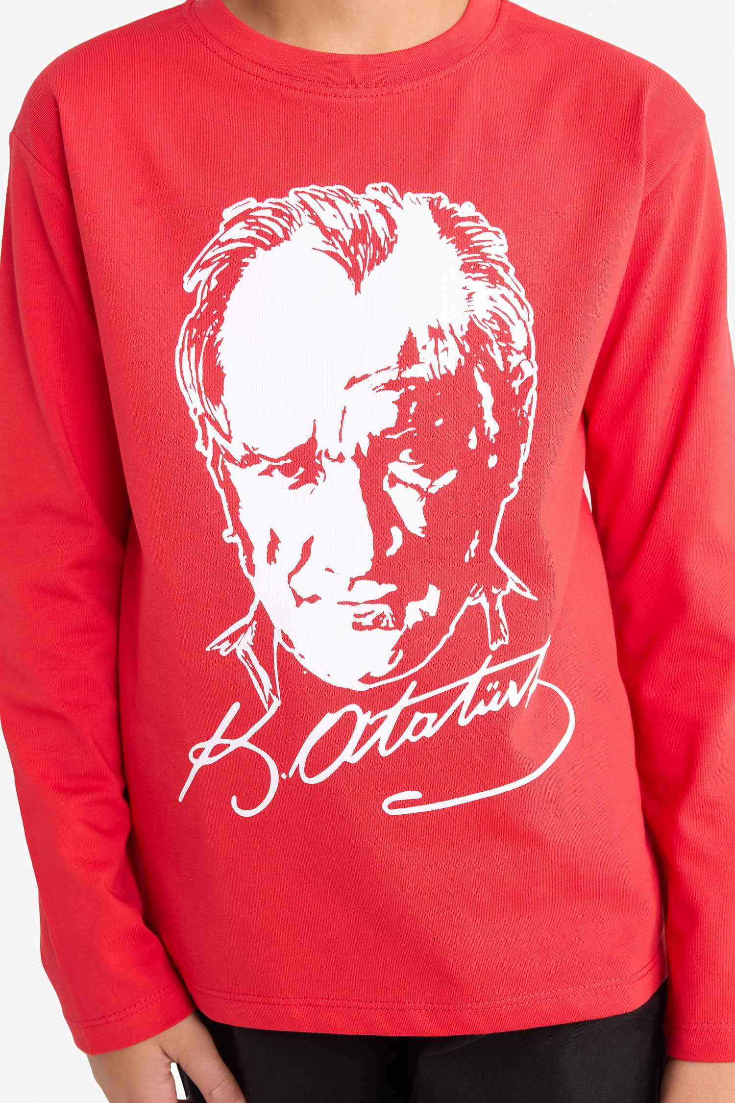 Erkek Çocuk Bisiklet Yaka Atatürk Baskılı Uzun Kollu Tişört