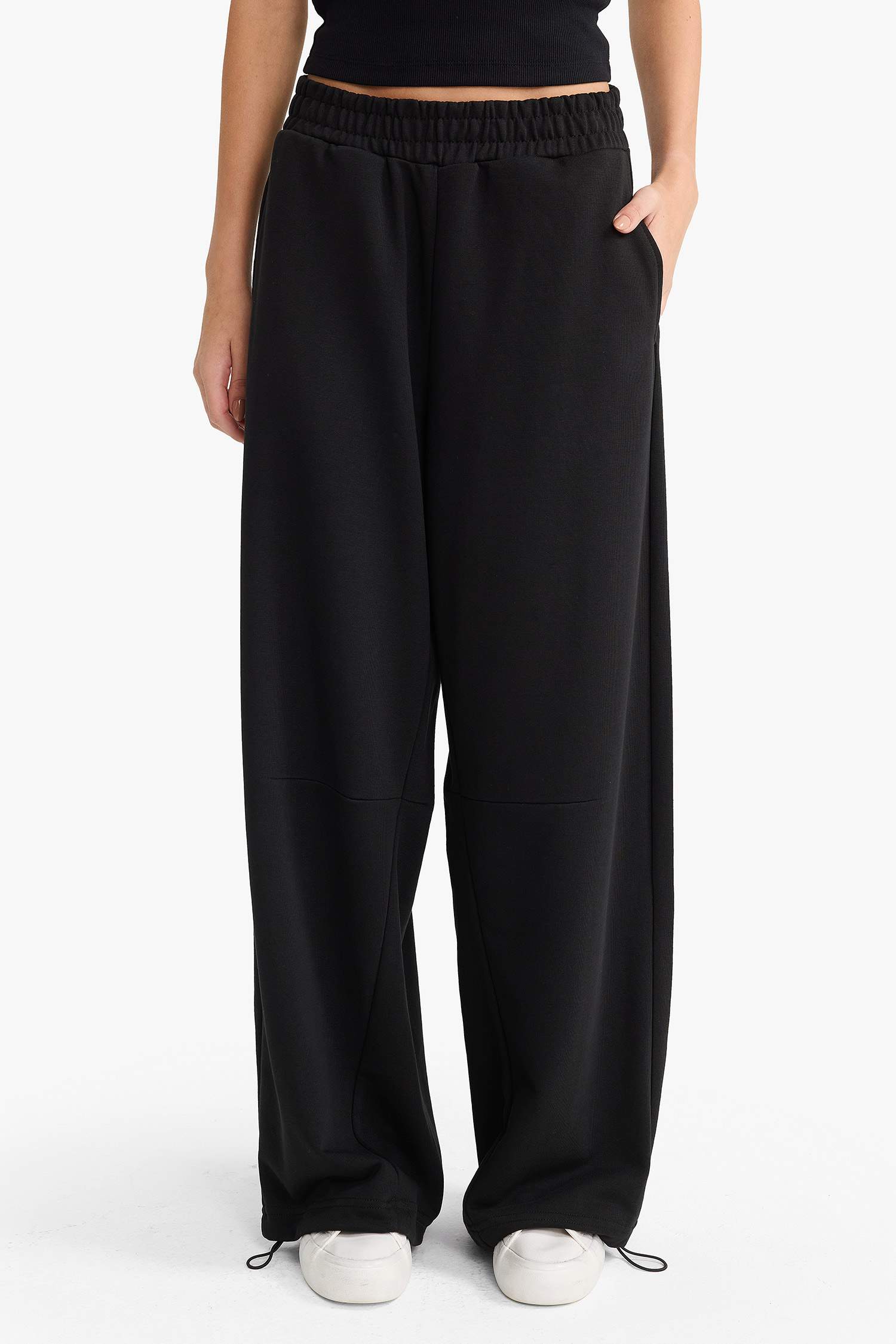 بنطرون بجامة رياضي برجل واسع وخصر مطاطي