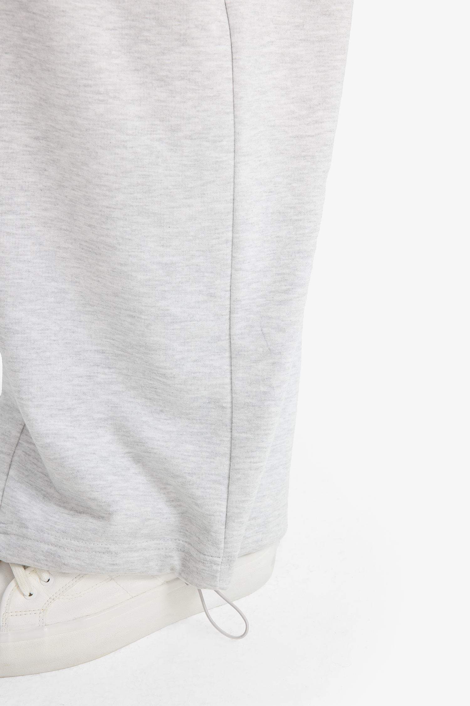 بنطرون بجامة رياضي برجل واسع وخصر مطاطي