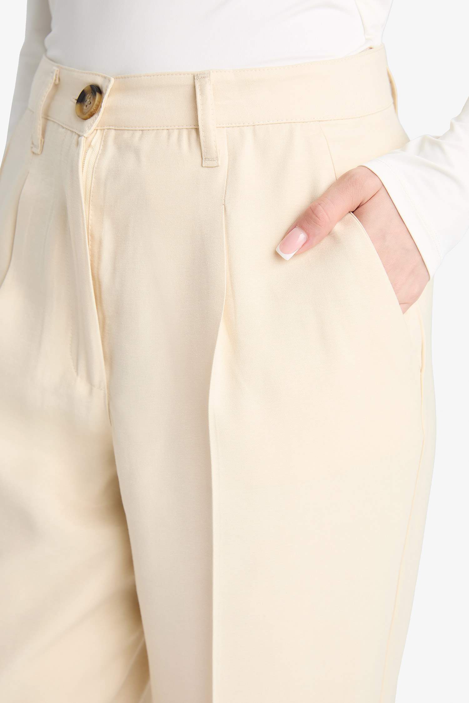 بنطرون ستان قصة عادية