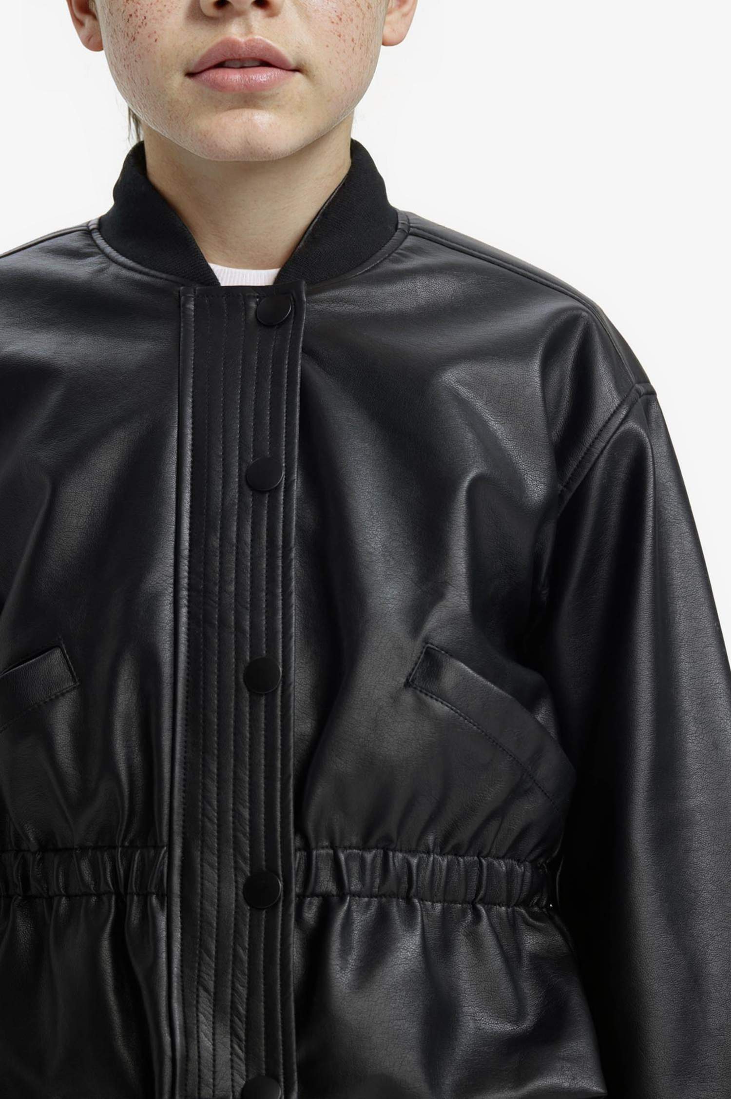 جاكيت بومبر بناتي بياخة كوليج