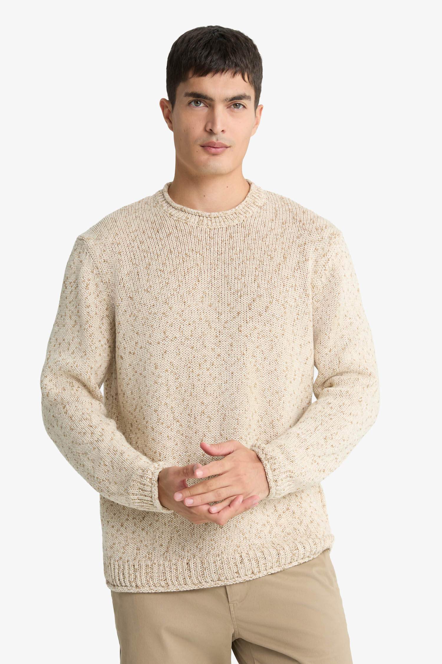 بلوفر تريكو قصة عادية برقبة مستديرة