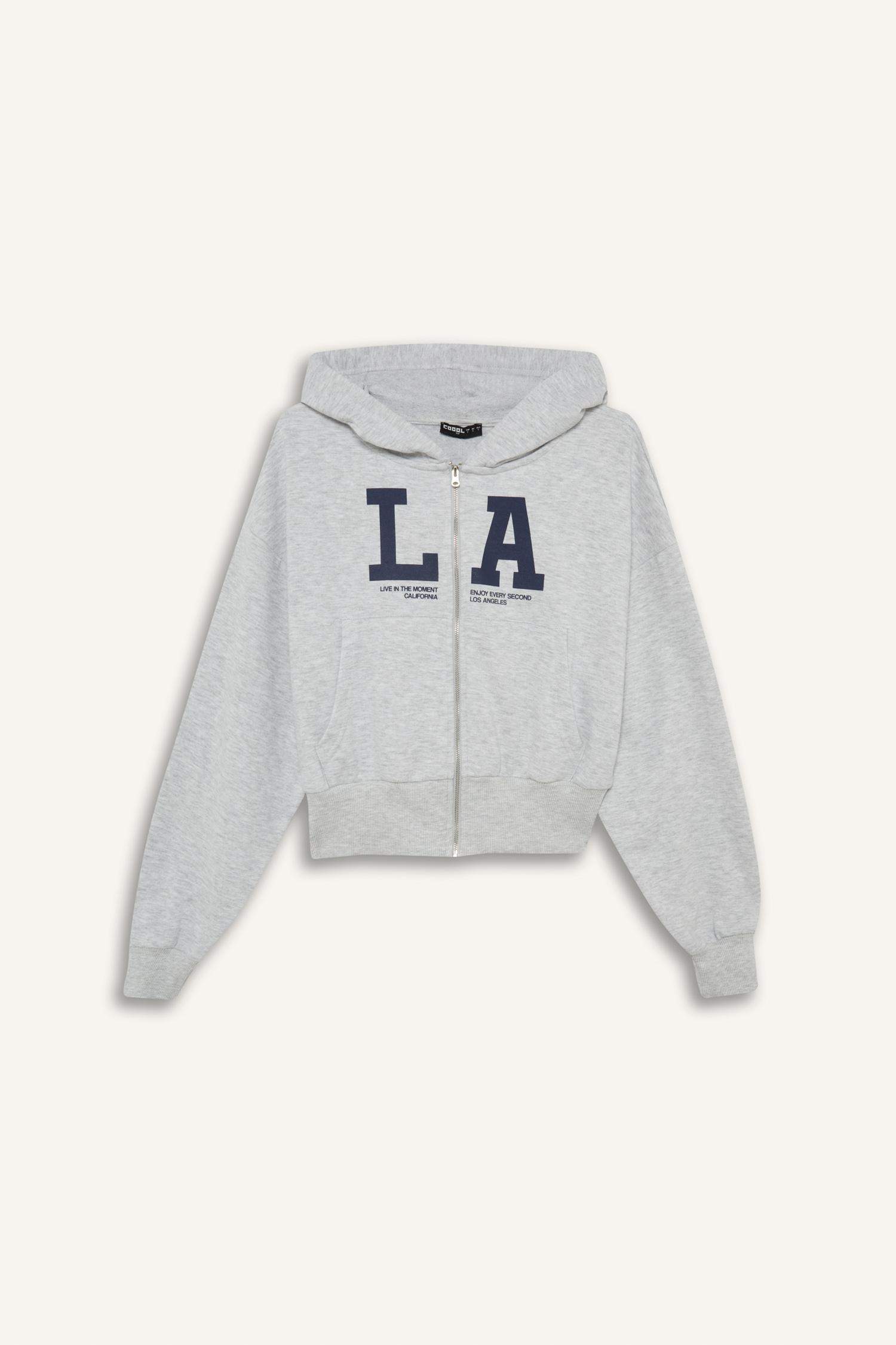 جاكيت رياضي كروب فيت تقيل بغطاء للرأس