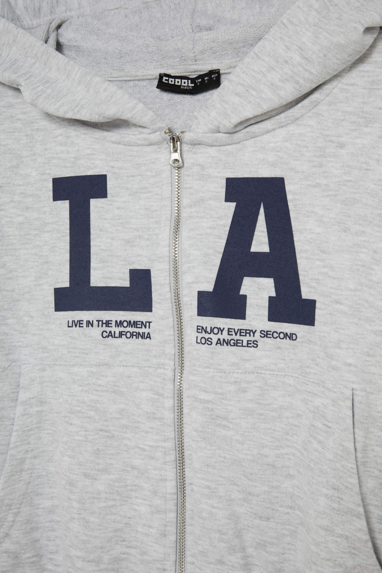 جاكيت رياضي كروب فيت تقيل بغطاء للرأس