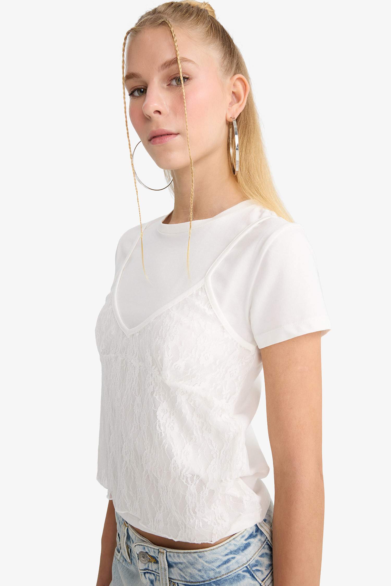 Lace Detail Short Sleeve T-Shirt