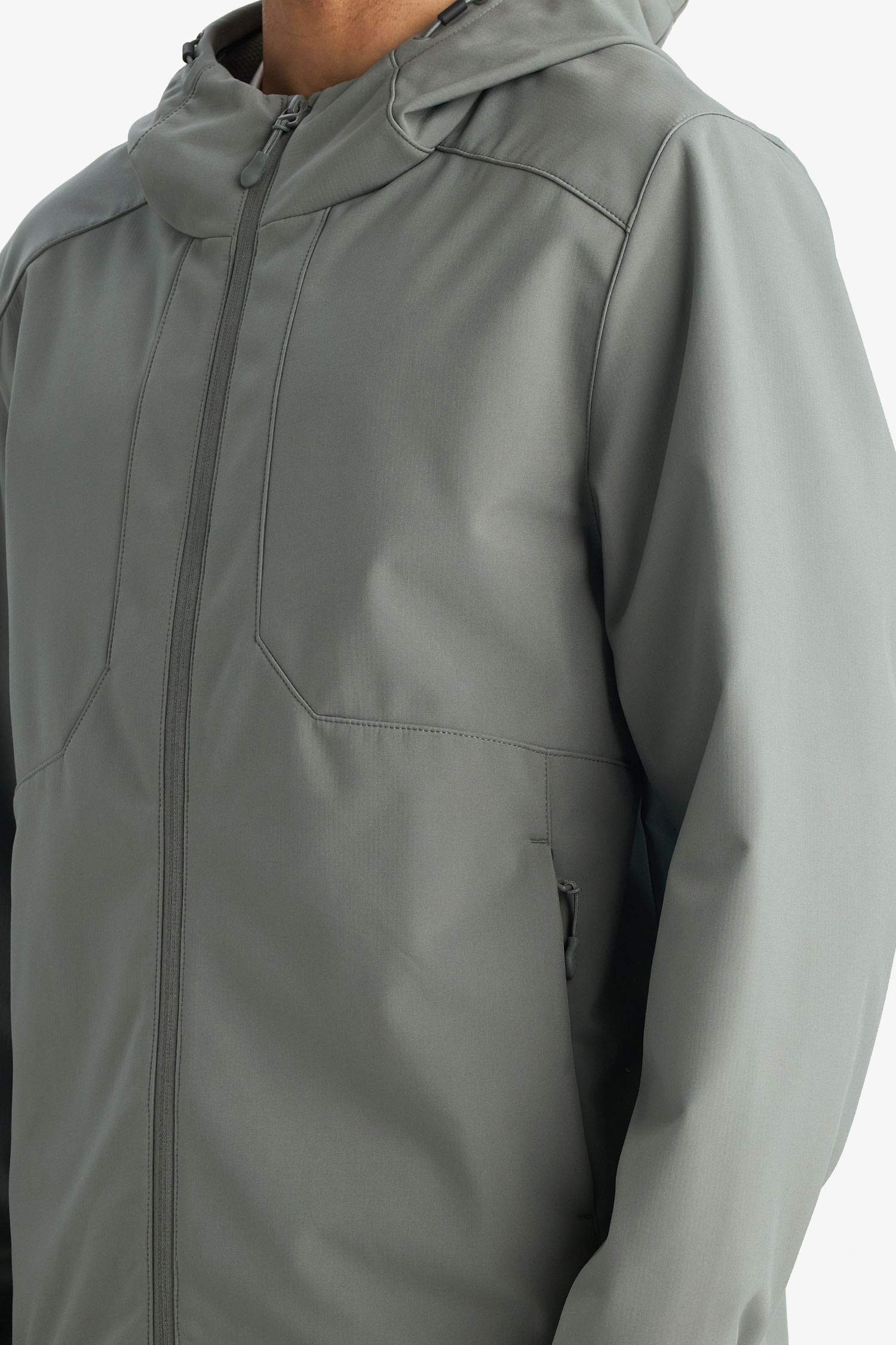 Regular Fit жел өткізбейтін су итергіш капюшоны бар найзағайлы куртка