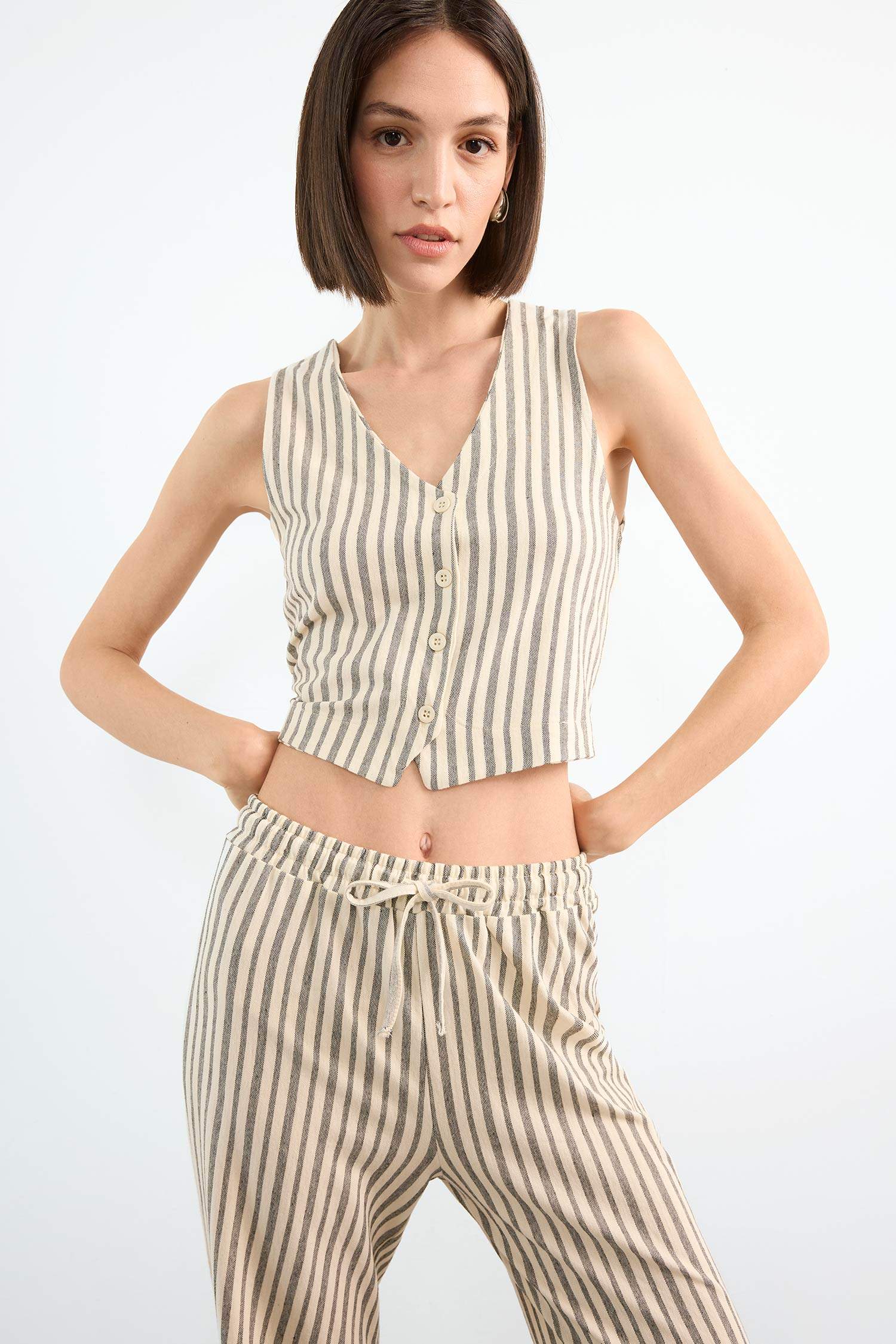 يلك بليزر مخطط مخصر بياخة V