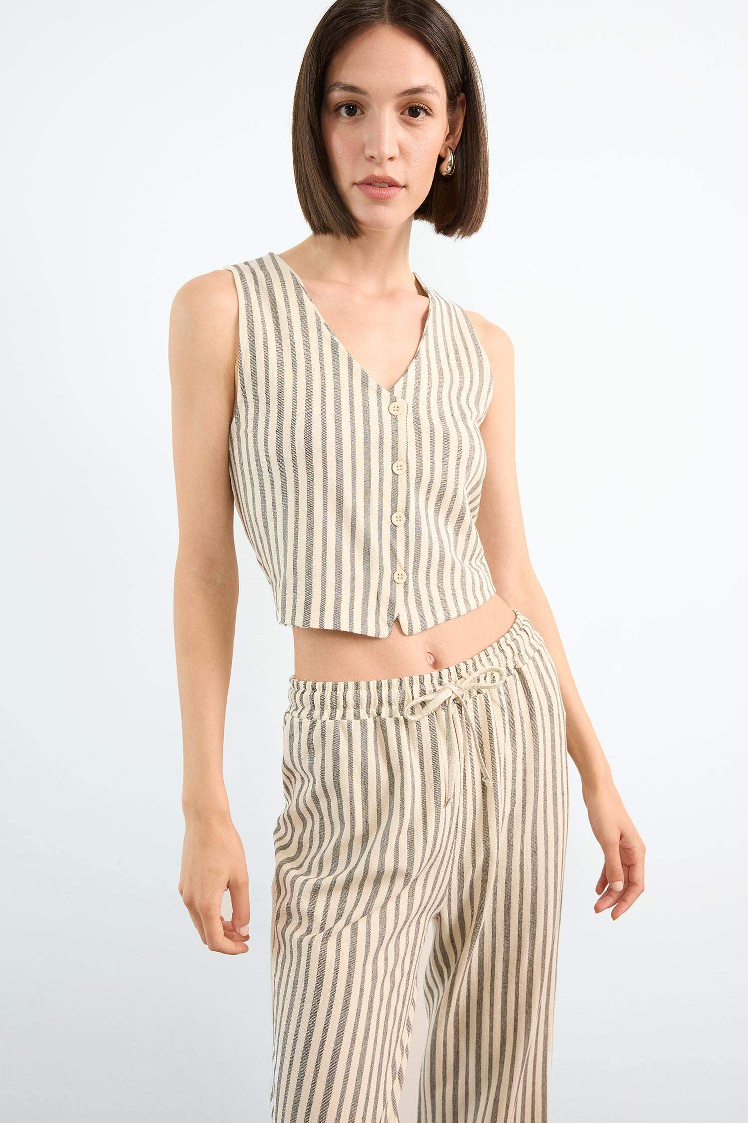 يلك بليزر مخطط مخصر بياخة V