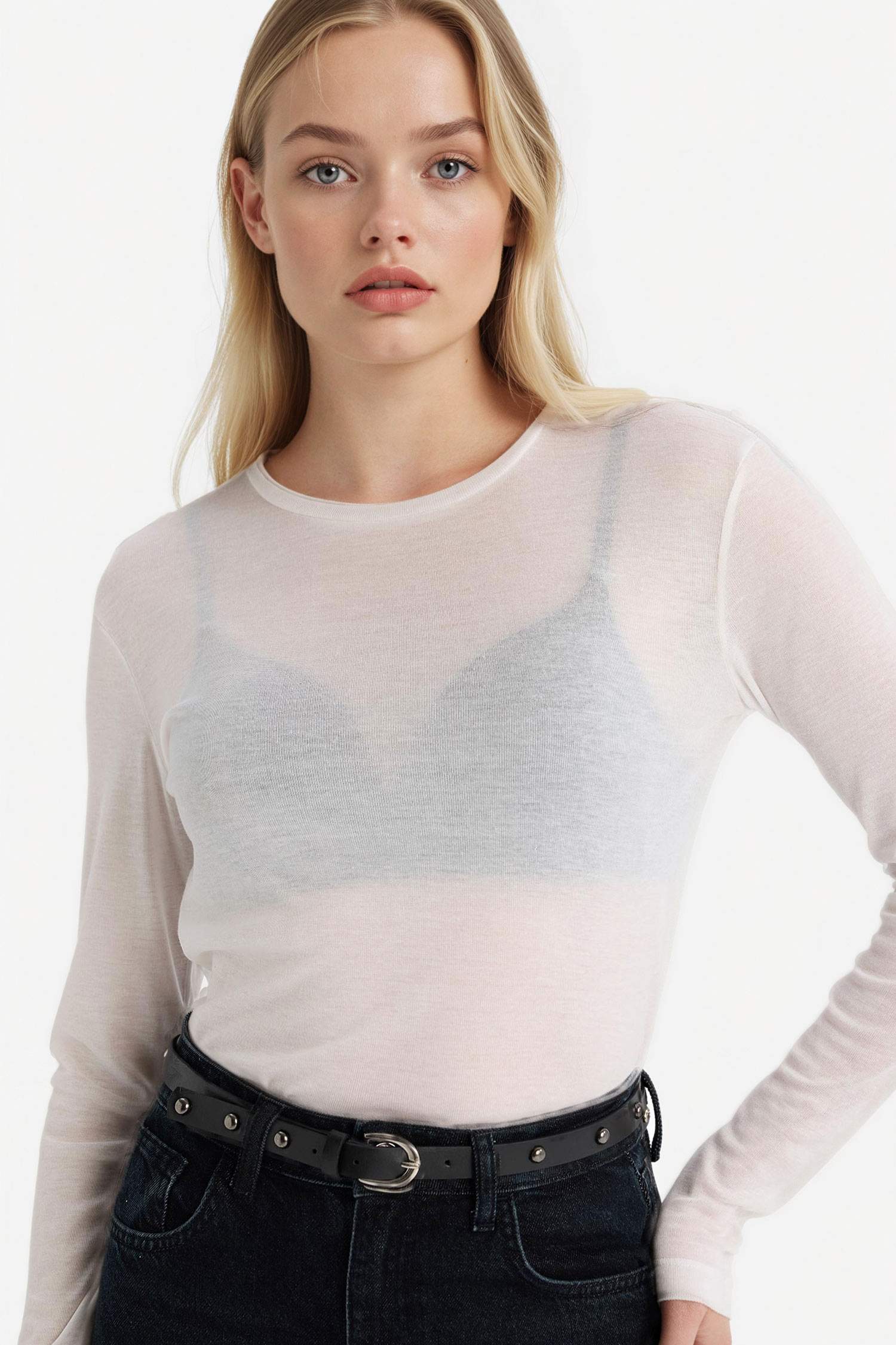 Лонгслив Slim Fit с круглым вырезом