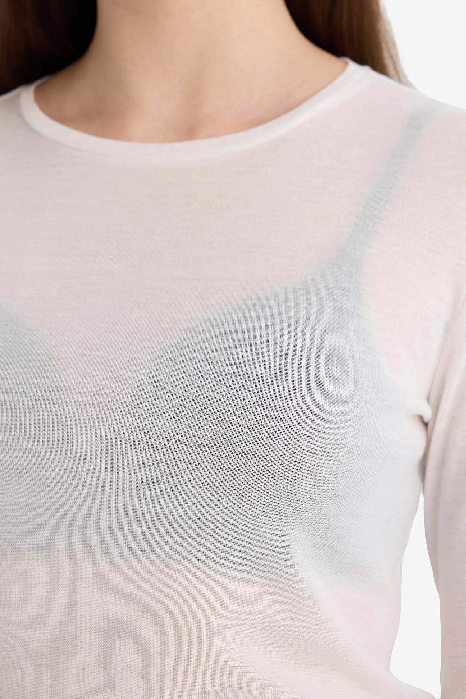 Лонгслив Slim Fit с круглым вырезом