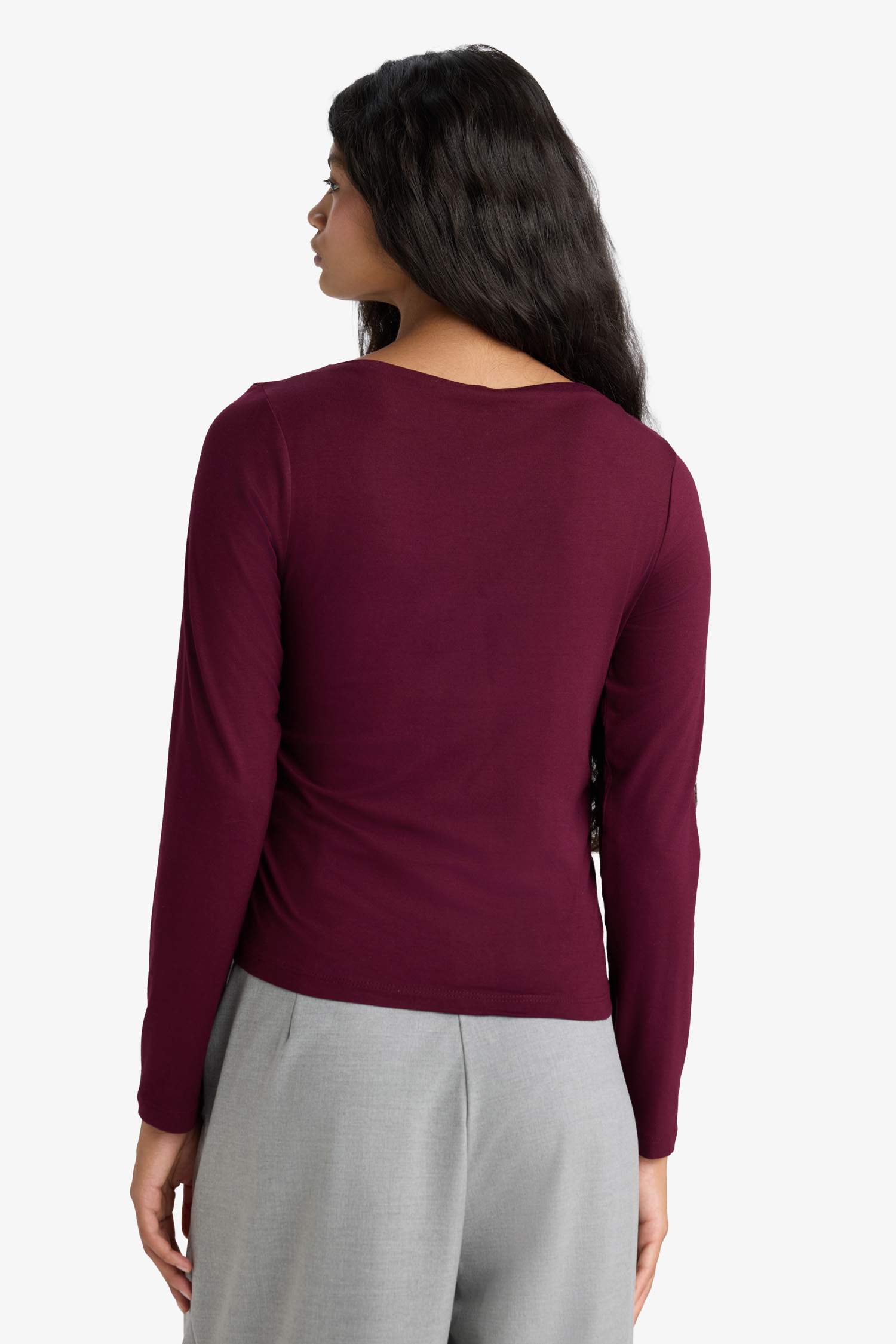 Slim Fit Dar Kesim Kayık Yaka Uzun Kollu Tişört