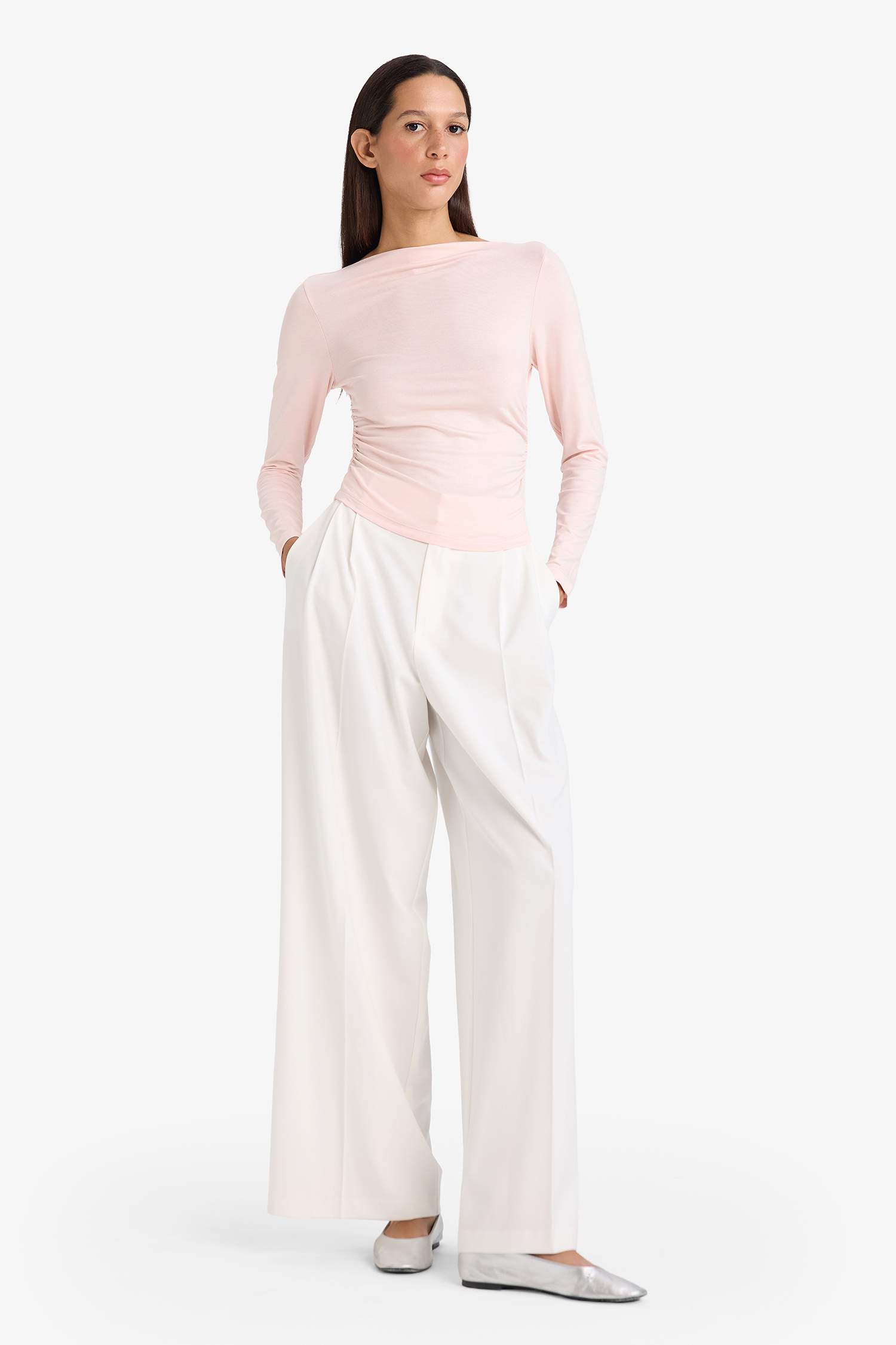 Slim Fit Dar Kesim Kayık Yaka Uzun Kollu Tişört