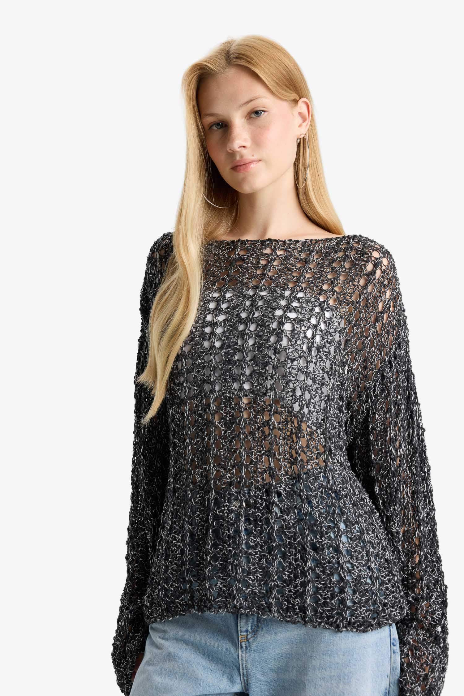 Coool Oversize Geniş Kalıp Kayık Yaka Kroşe Kazak