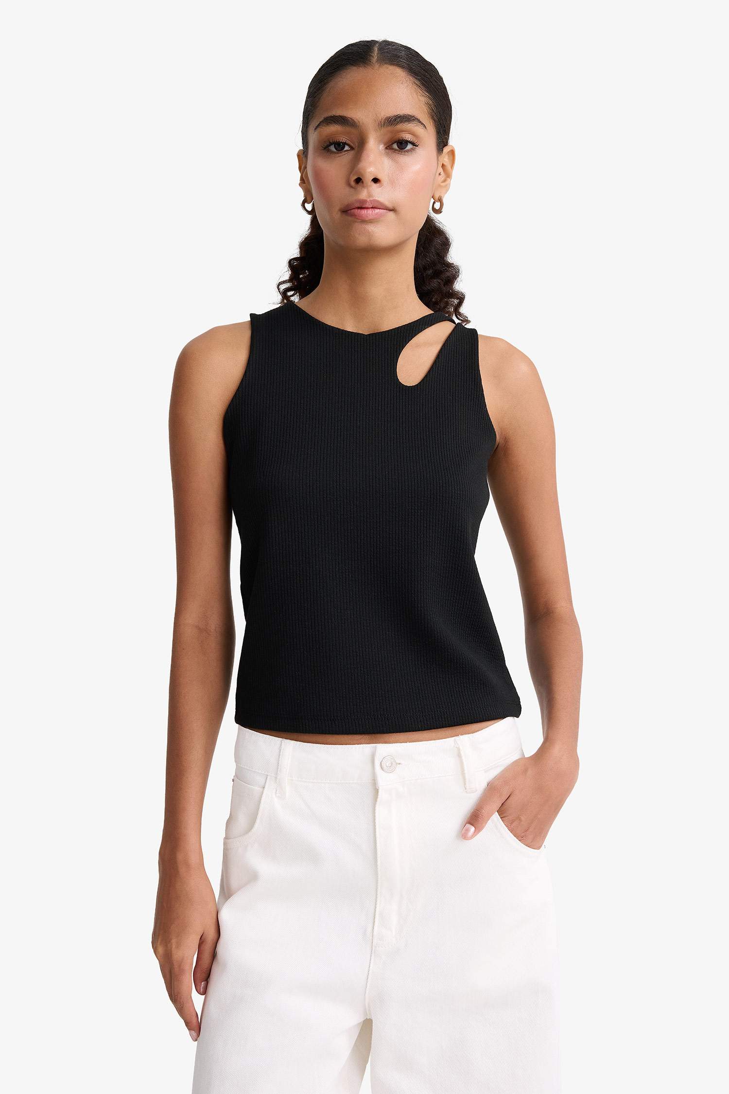 Slim Fit Dar Kesim Bisiklet Yaka Fitilli Kaşkorse Atlet