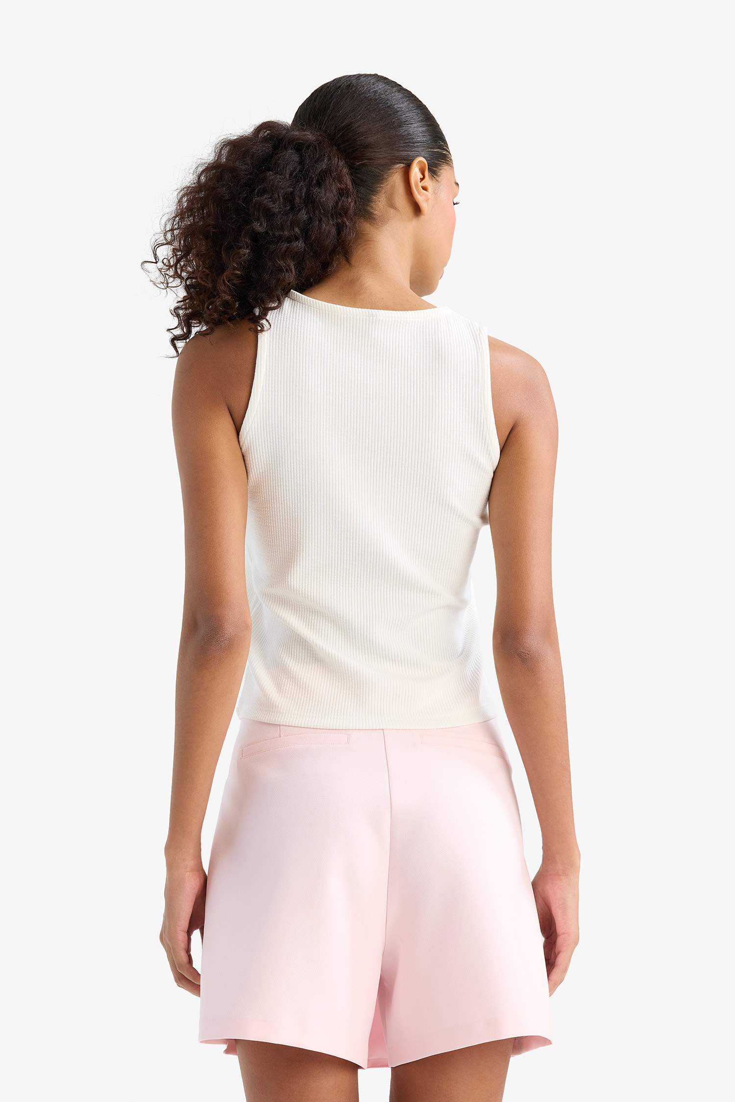 Slim Fit Camisole Crew Neck Tank Top