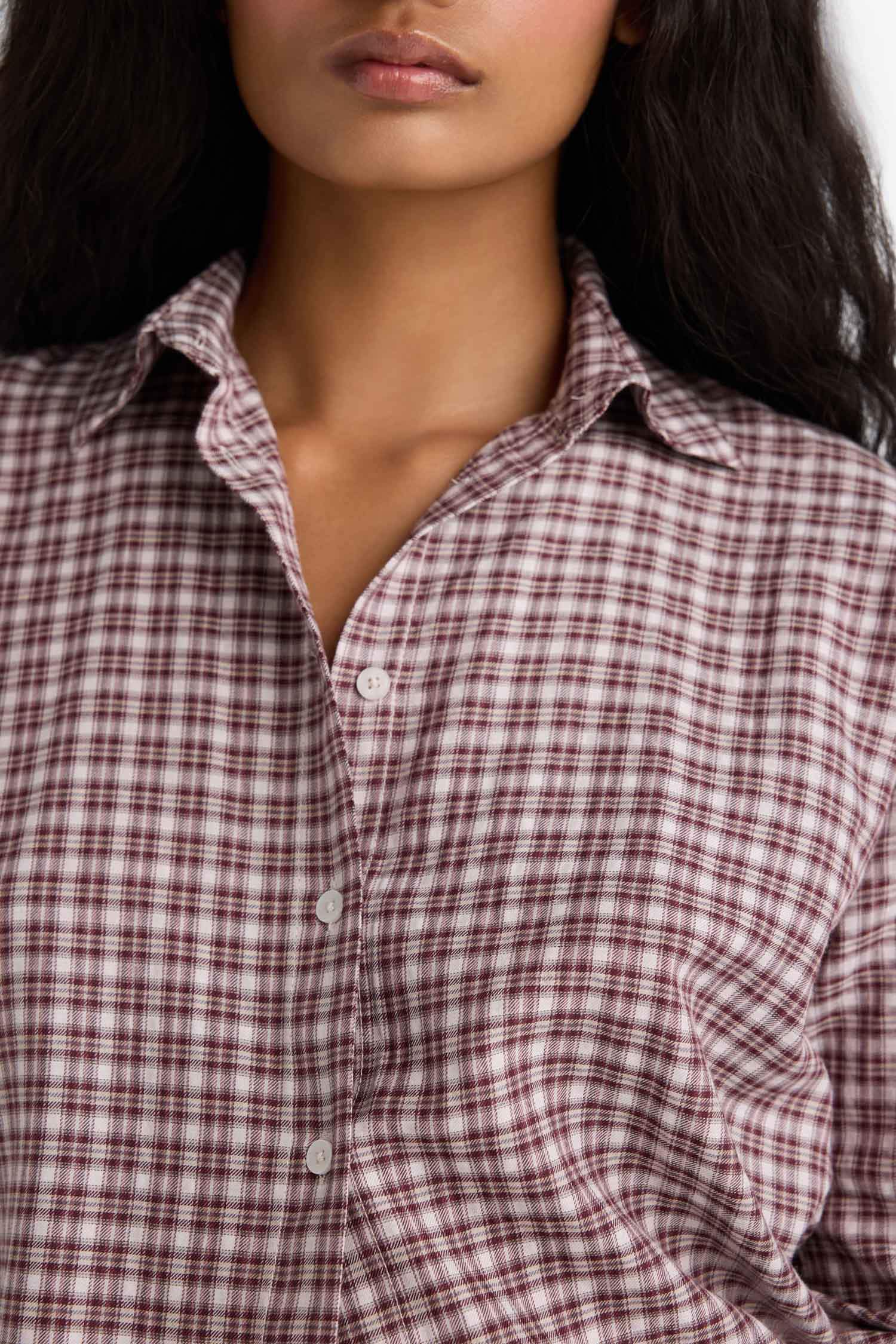 قميص كم طويل فلانيل كاروهات قصة عادية برقبة قميص