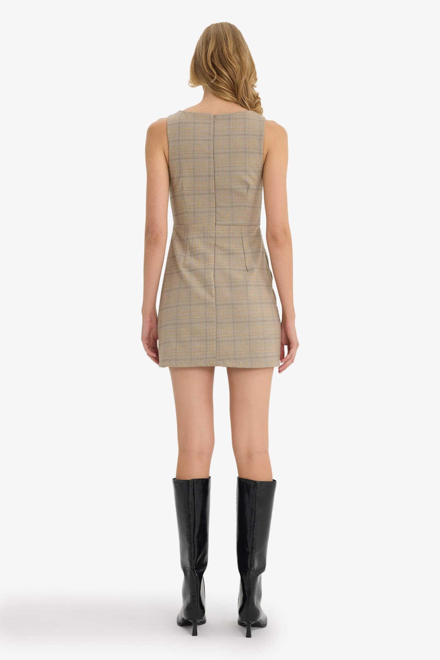 Bisiklet Yaka Kareli Kolsuz Mini Elbise