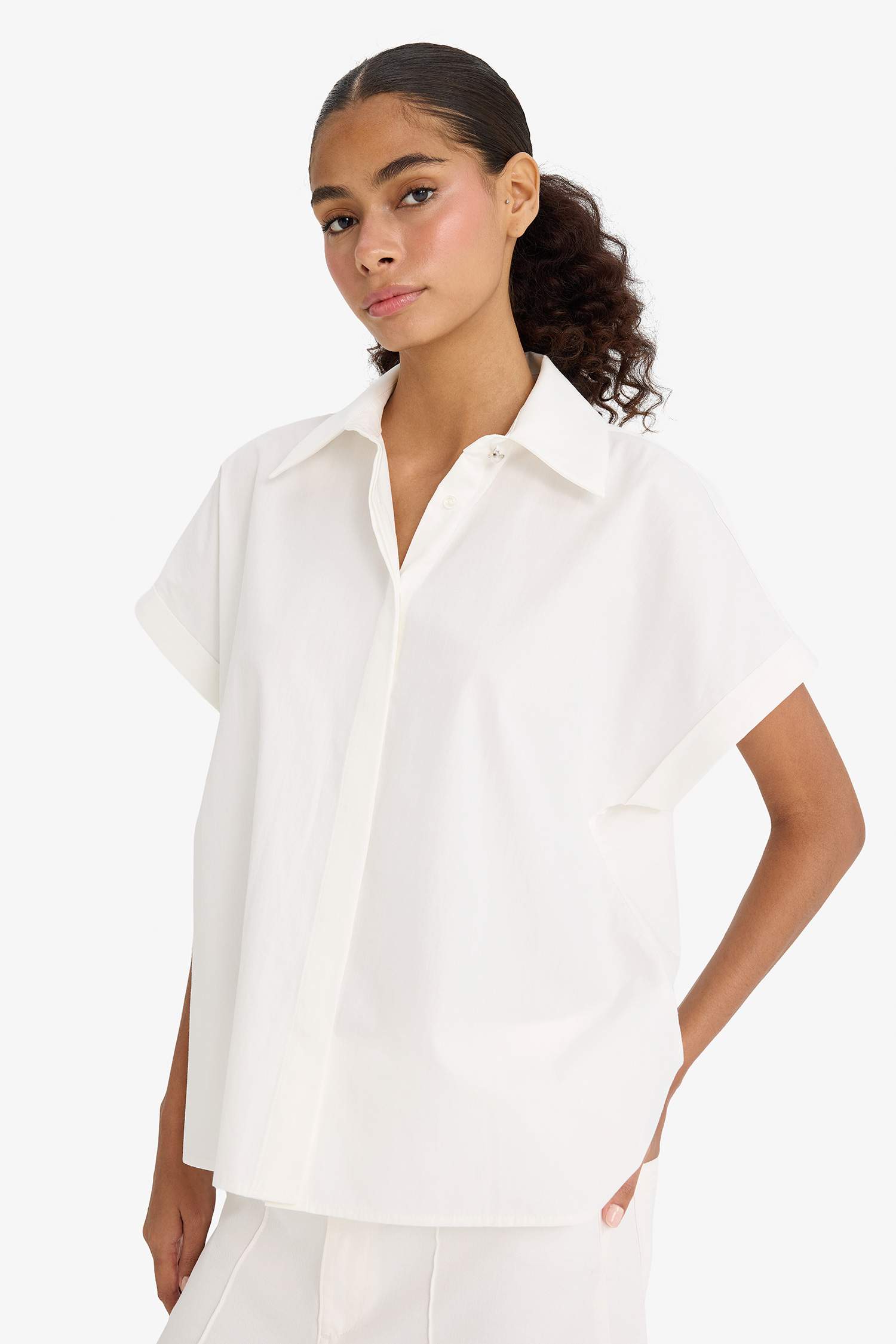 Regular Fit Poplin Kısa Kollu Gömlek