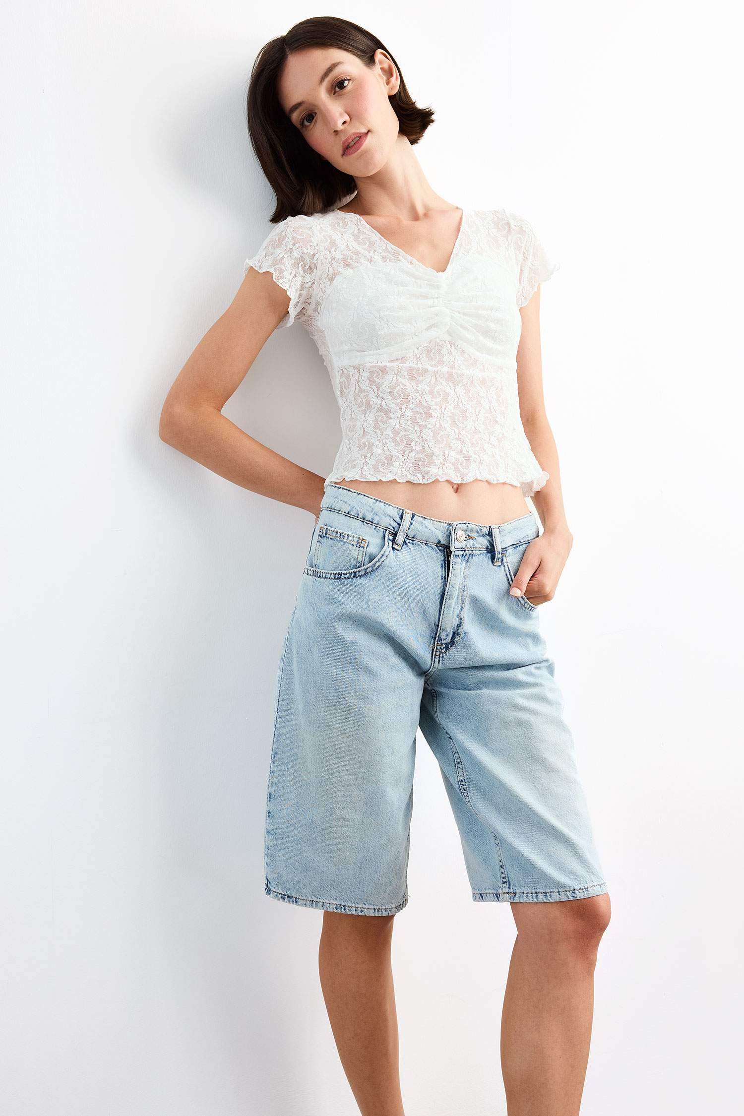 Slim Fit Crew Neck Lace Short Sleeve T-Shirt