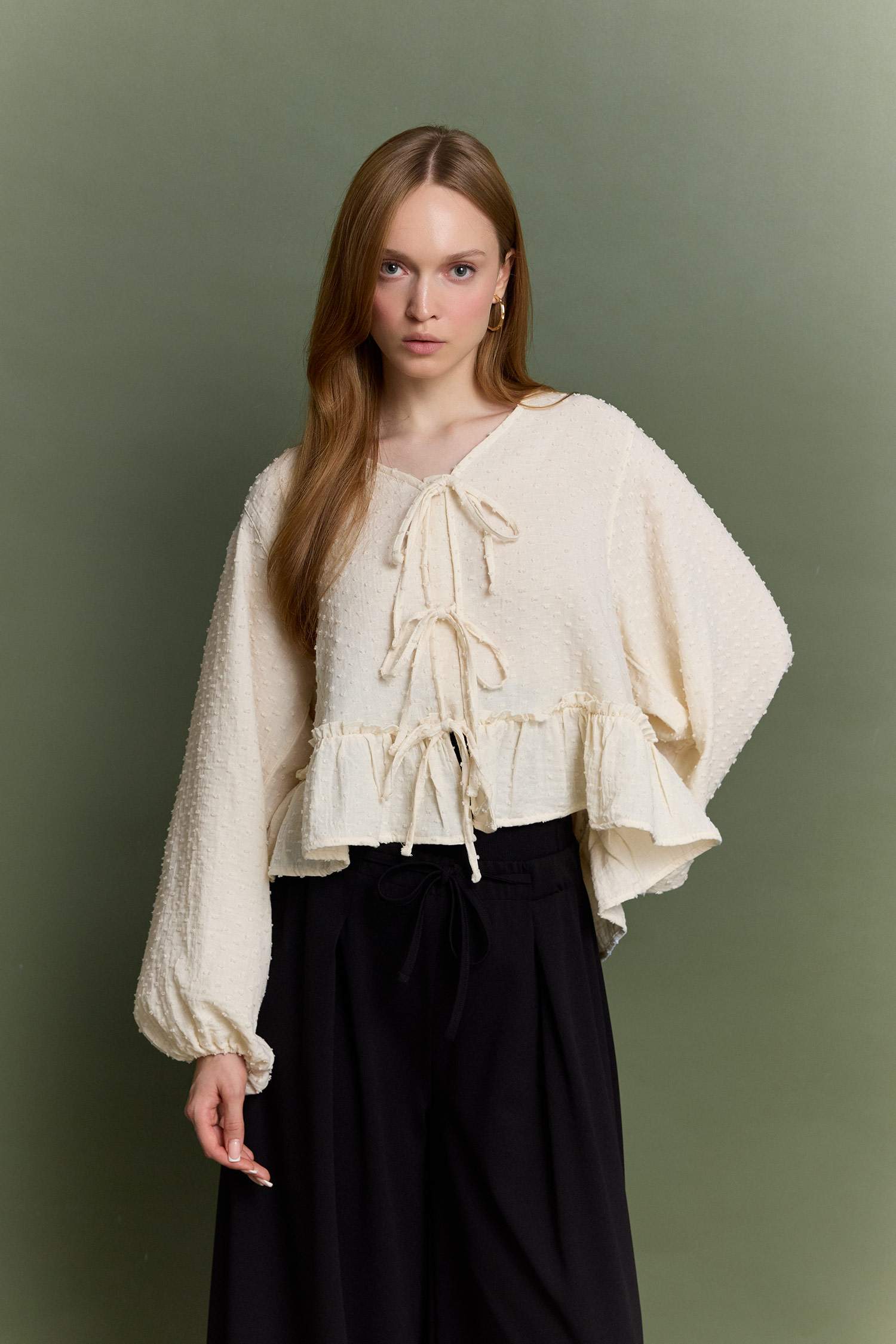 Regular Fit V Yaka Müslin Önden Bağlamalı Uzun Kollu Tunik