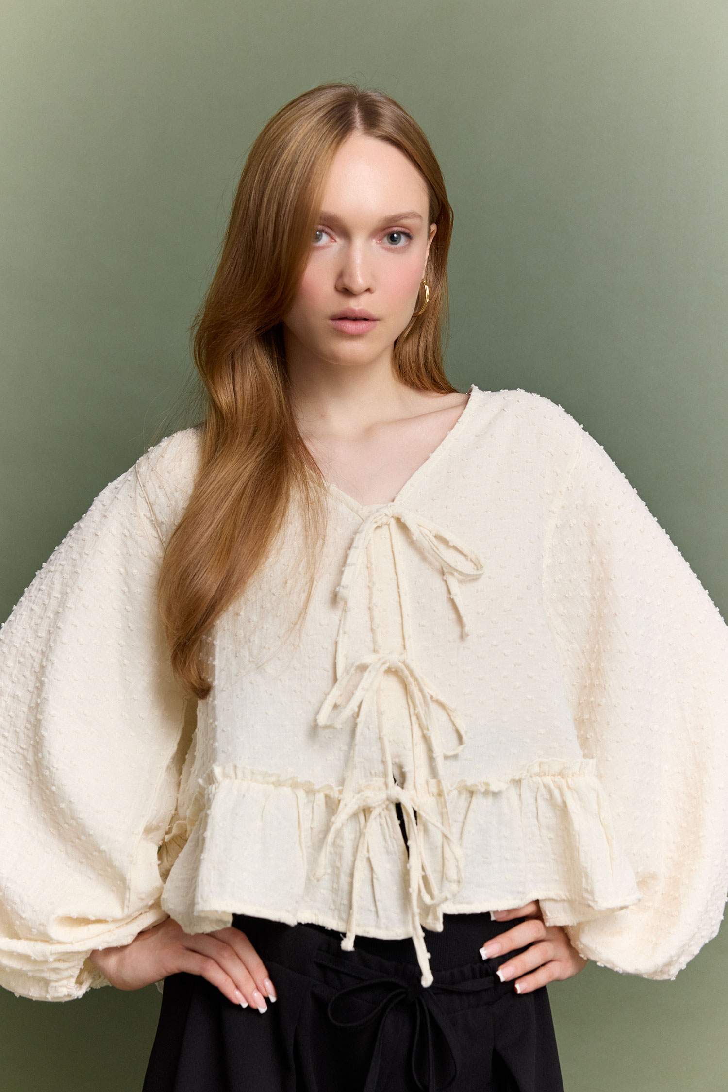 Regular Fit V Yaka Müslin Önden Bağlamalı Uzun Kollu Tunik